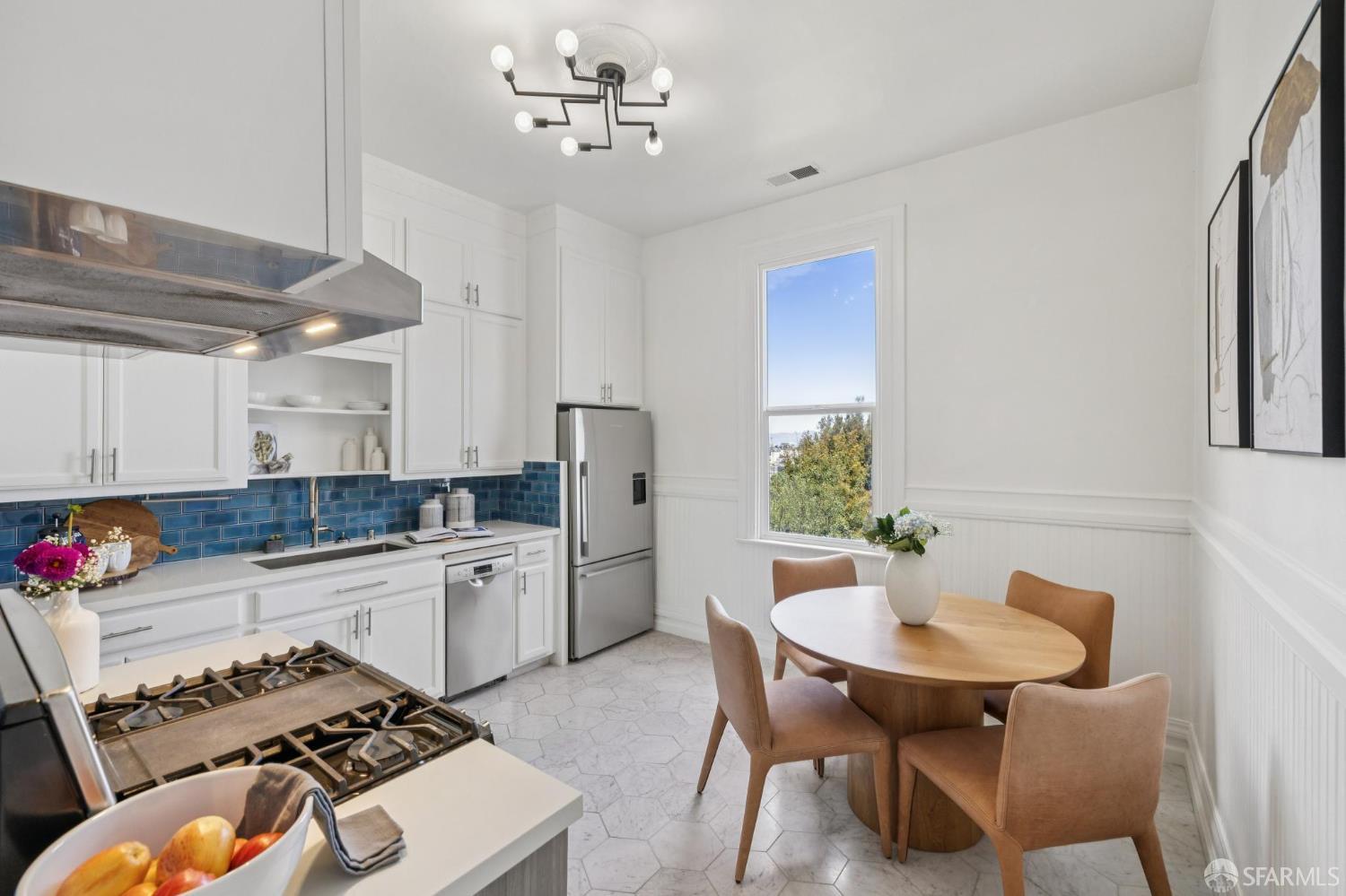 Detail Gallery Image 14 of 40 For 1161 Church St, San Francisco,  CA 94114 - 2 Beds | 1 Baths