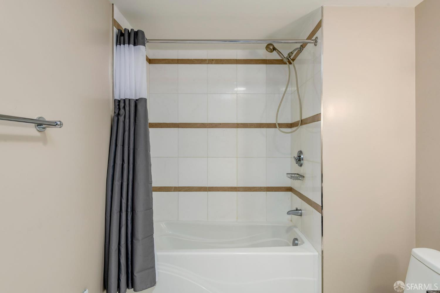 Detail Gallery Image 18 of 24 For 333 1st St 1807l,  San Francisco,  CA 94105 - 2 Beds | 2 Baths