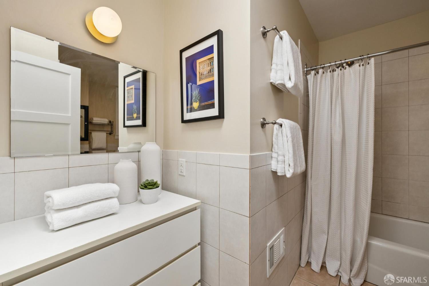 Detail Gallery Image 22 of 37 For 234 Sagamore St, San Francisco,  CA 94112 - 3 Beds | 1/1 Baths
