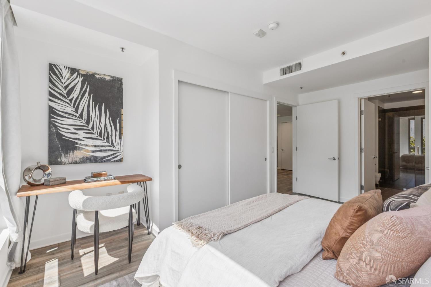 Detail Gallery Image 15 of 45 For 1788 Clay St #304,  San Francisco,  CA 94109 - 2 Beds | 2 Baths