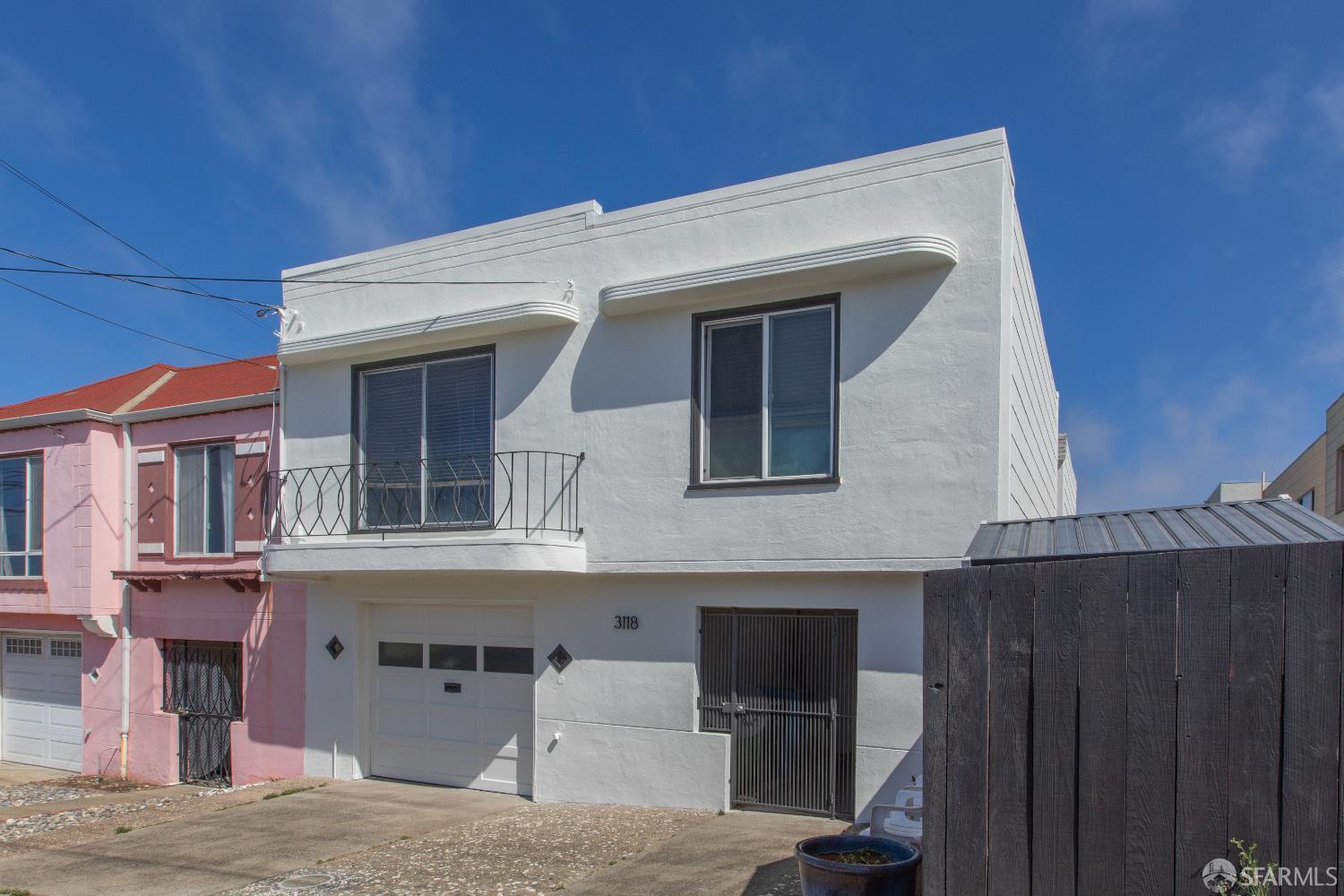 Detail Gallery Image 4 of 77 For 3118 Rivera St, San Francisco,  CA 94116 - 3 Beds | 1/1 Baths