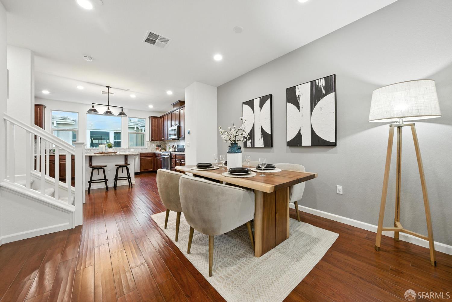 Detail Gallery Image 16 of 80 For 2702 Urbino Ct, San Jose,  CA 95111 - 3 Beds | 3/1 Baths