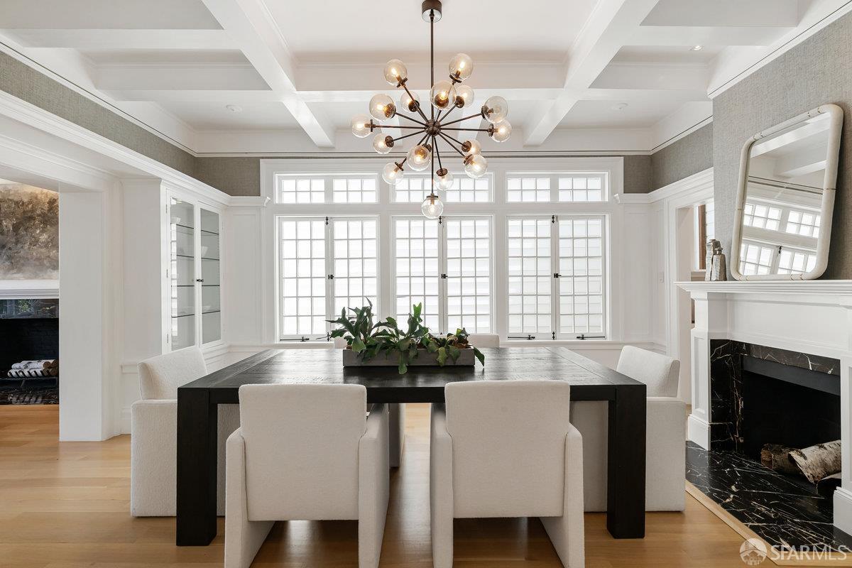 Detail Gallery Image 4 of 48 For 3953 Washington St, San Francisco,  CA 94118 - 4 Beds | 3 Baths