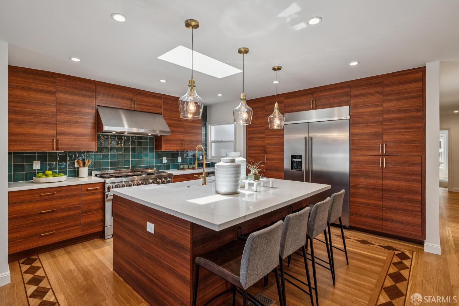 Detail Gallery Image 3 of 59 For 2655 15th Ave, San Francisco,  CA 94127 - 4 Beds | 3/1 Baths