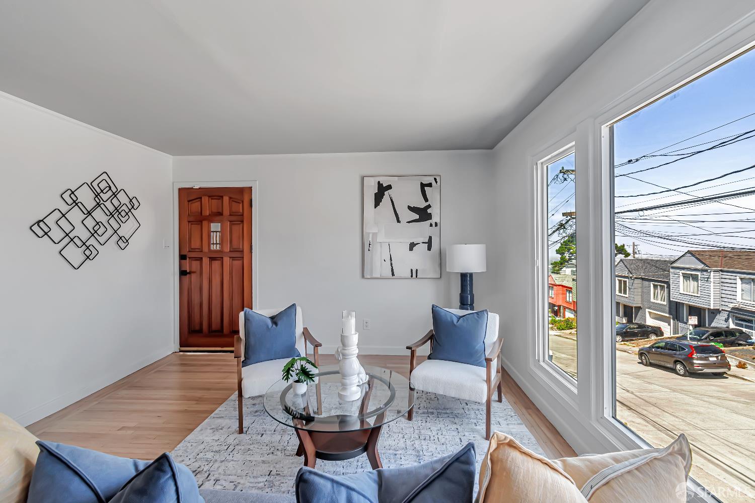 Detail Gallery Image 2 of 31 For 9 Shields St, San Francisco,  CA 94132 - 3 Beds | 2 Baths
