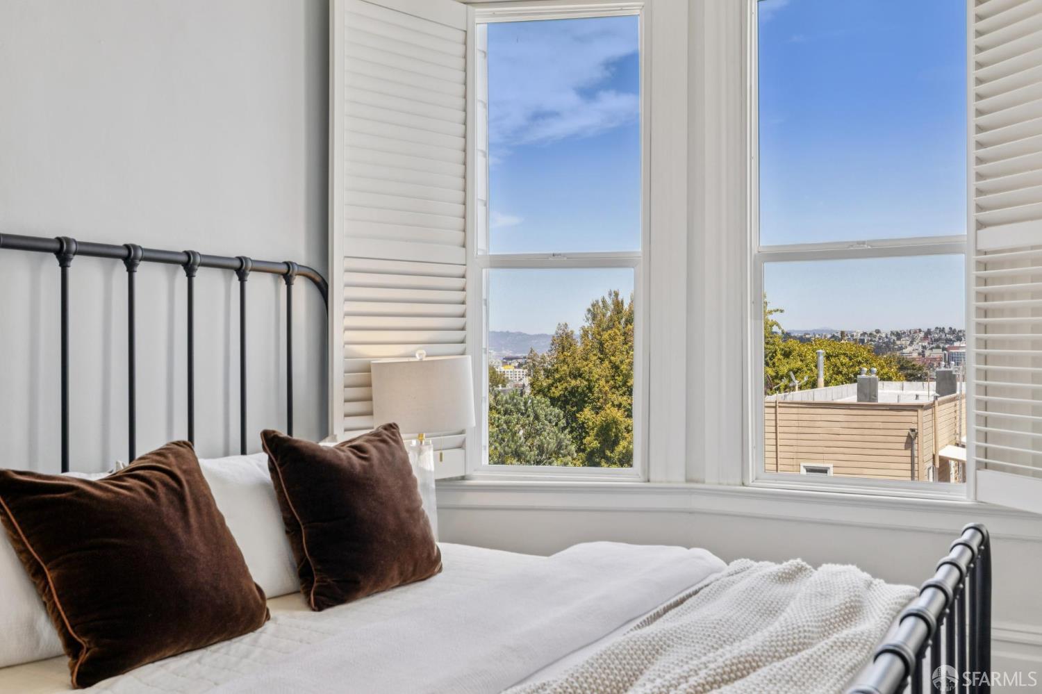 Detail Gallery Image 21 of 40 For 1161 Church St, San Francisco,  CA 94114 - 2 Beds | 1 Baths
