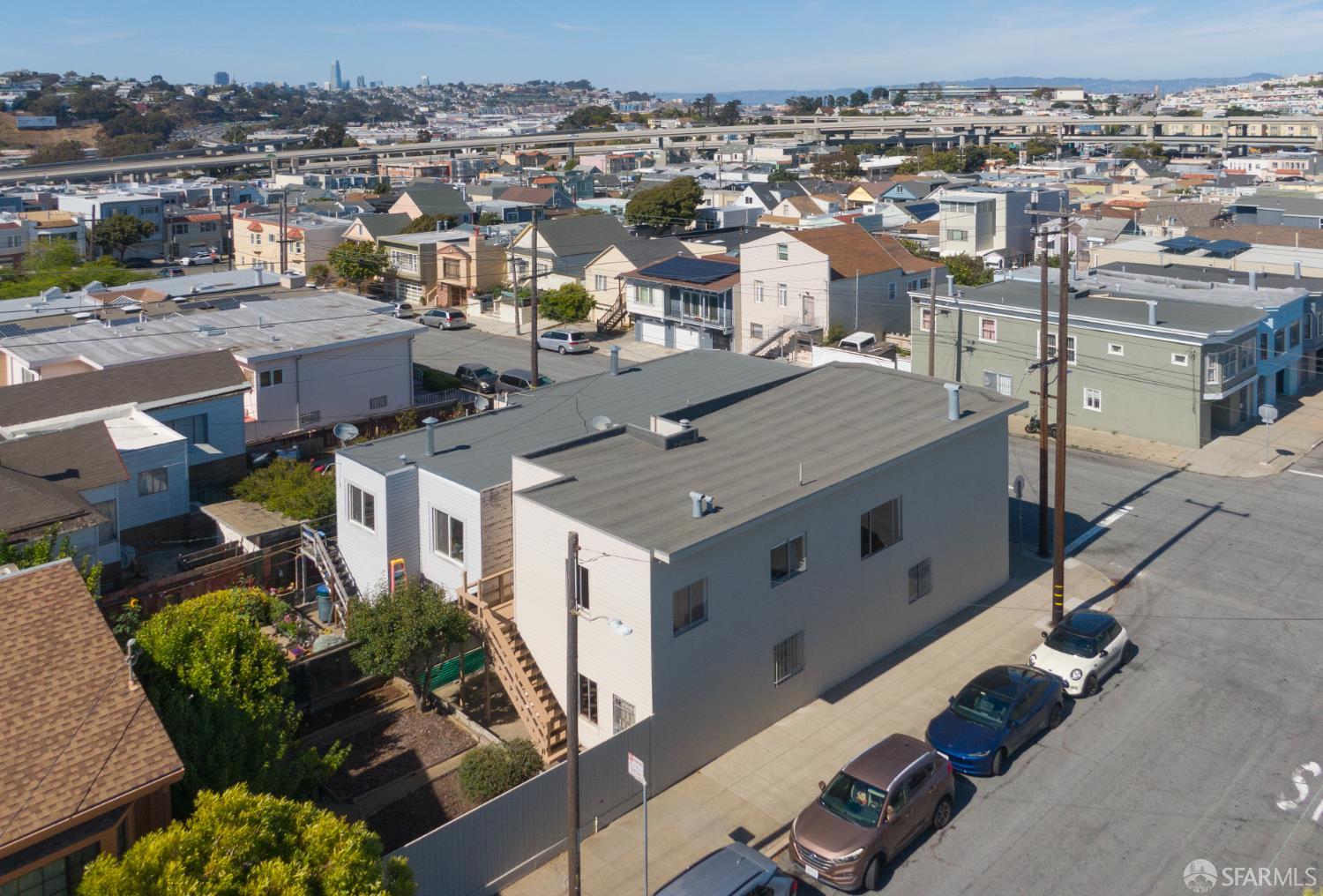Detail Gallery Image 43 of 98 For 84 Goettingen St, San Francisco,  CA 94134 - 3 Beds | 2 Baths