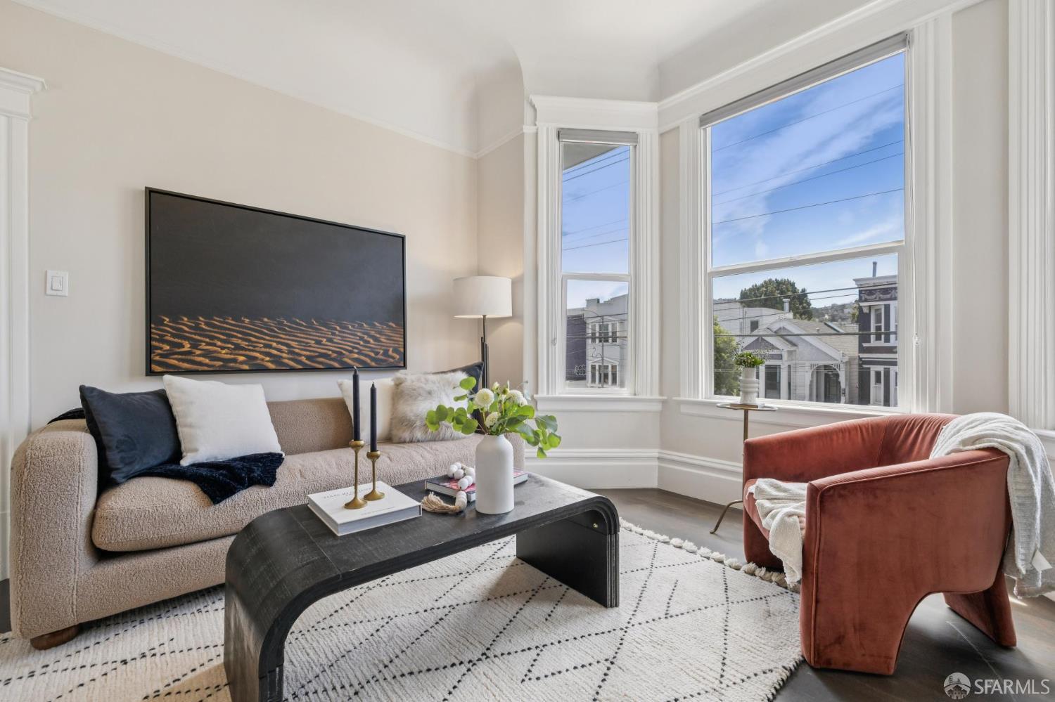 Detail Gallery Image 8 of 40 For 1161 Church St, San Francisco,  CA 94114 - 2 Beds | 1 Baths