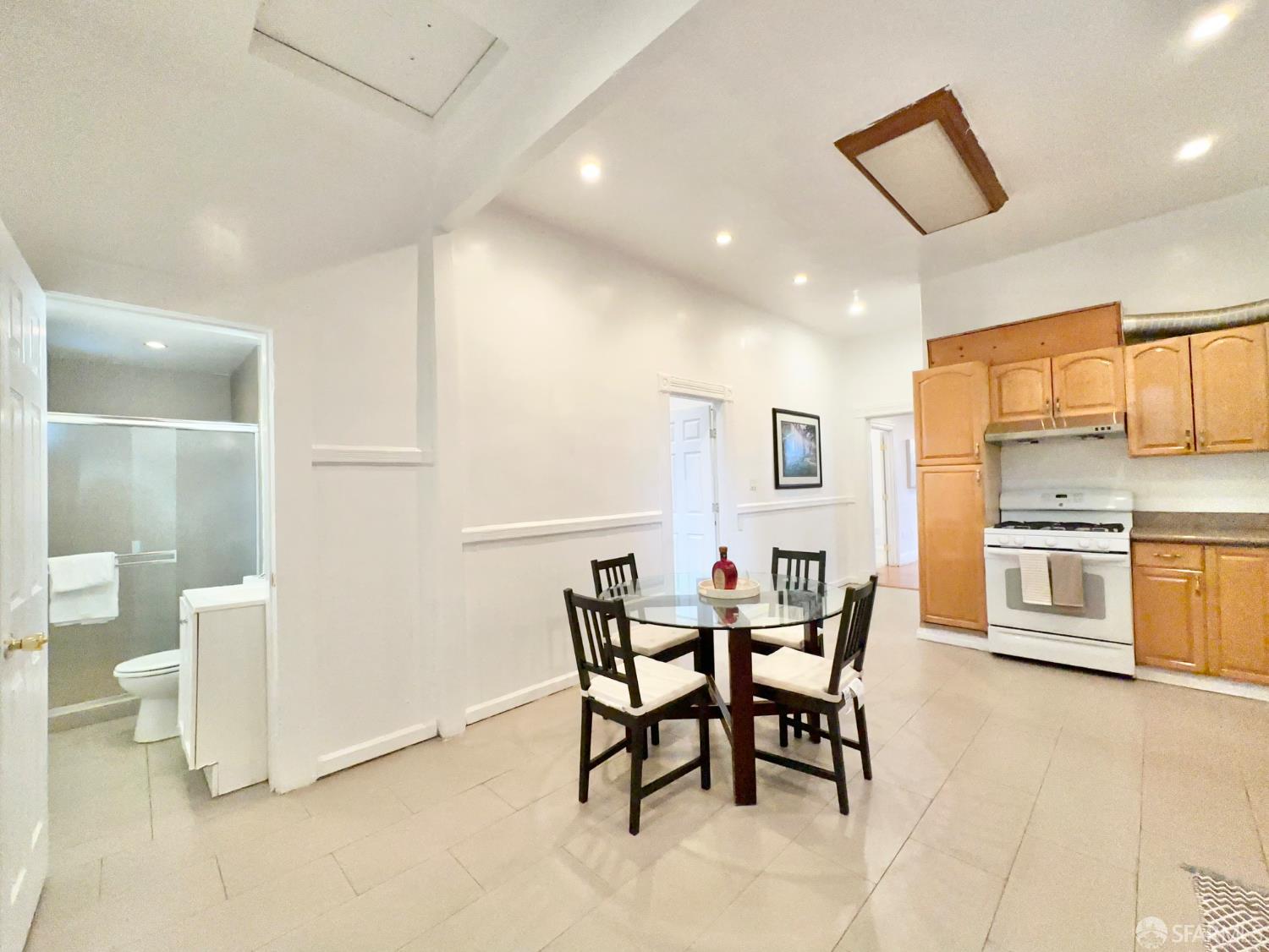 Detail Gallery Image 45 of 80 For 2227 25th Ave, Oakland,  CA 94601 - 2 Beds | 3 Baths