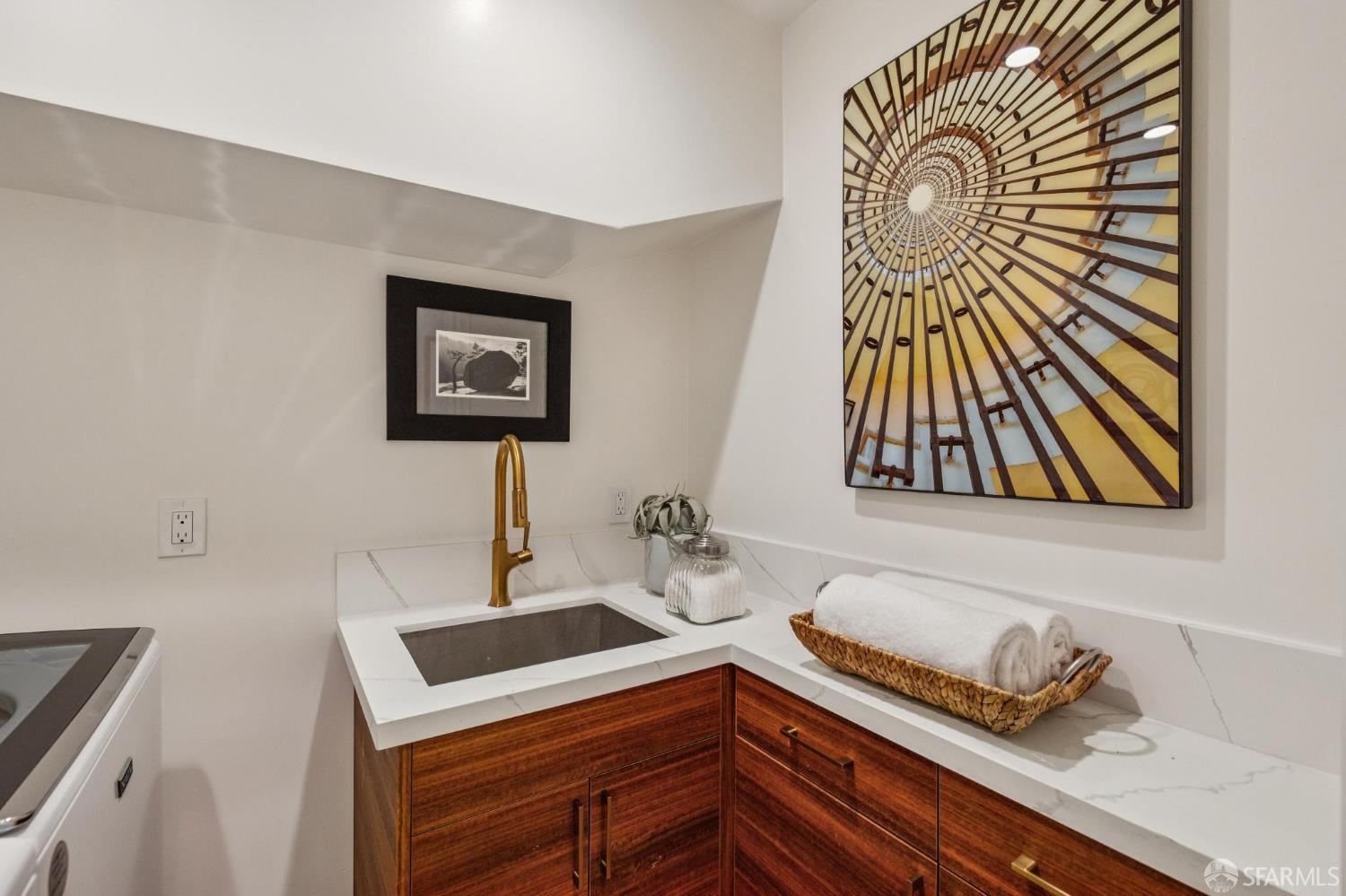 Detail Gallery Image 30 of 59 For 2655 15th Ave, San Francisco,  CA 94127 - 4 Beds | 3/1 Baths