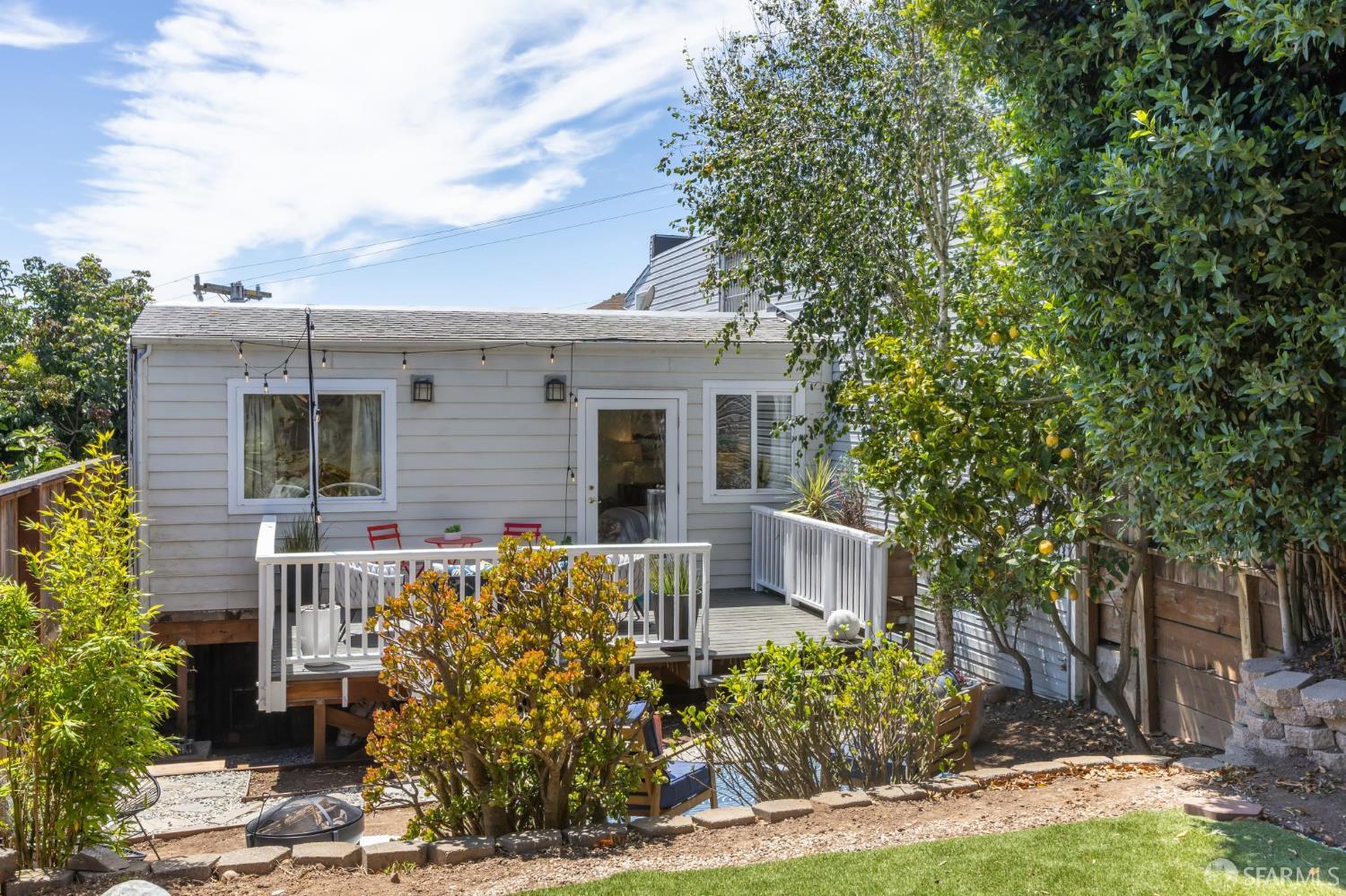 Detail Gallery Image 39 of 42 For 3025 Castro St, San Francisco,  CA 94131 - 3 Beds | 1 Baths