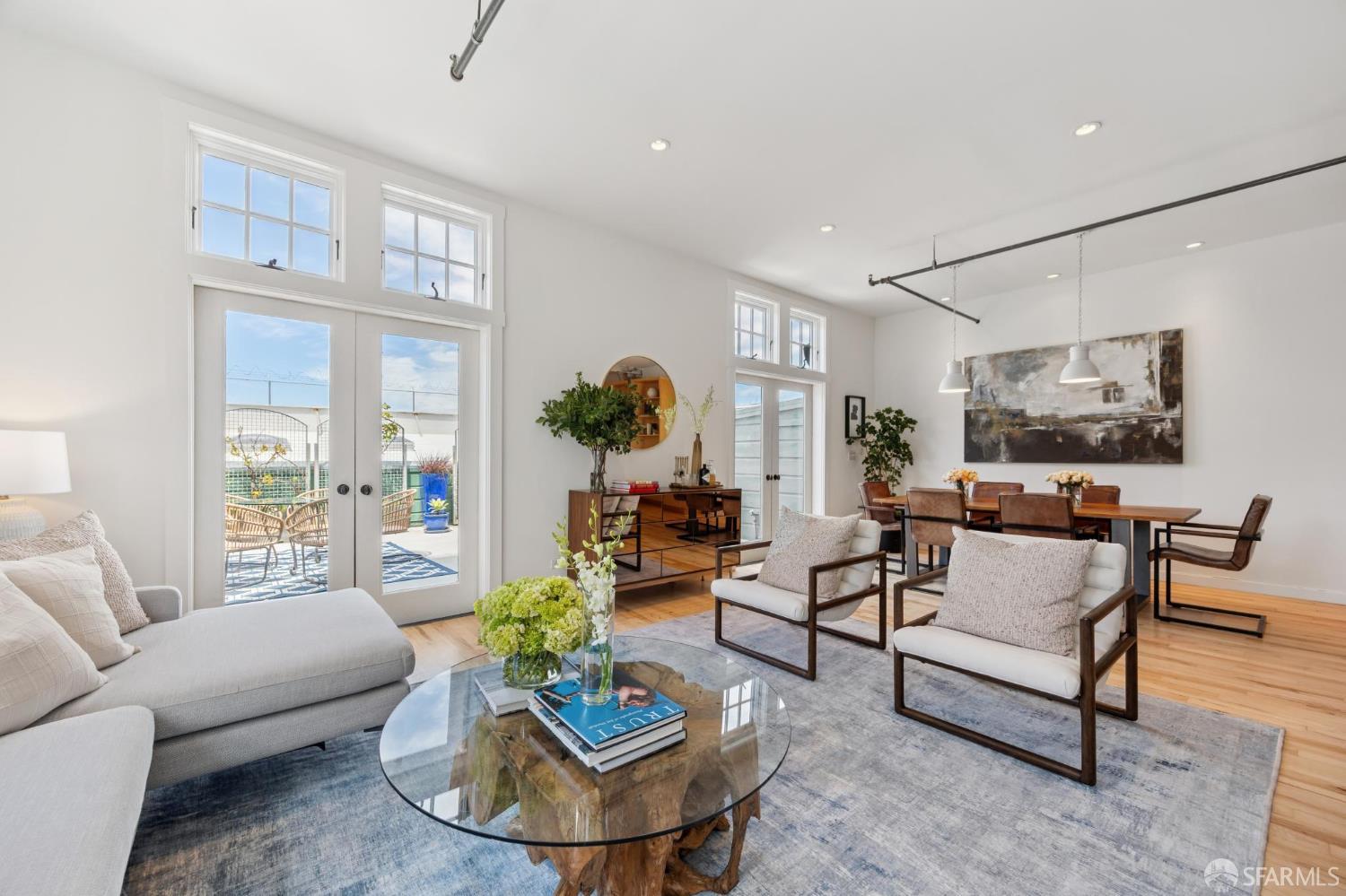 Detail Gallery Image 6 of 33 For 2169 Folsom St #M201,  San Francisco,  CA 94110 - 2 Beds | 1 Baths