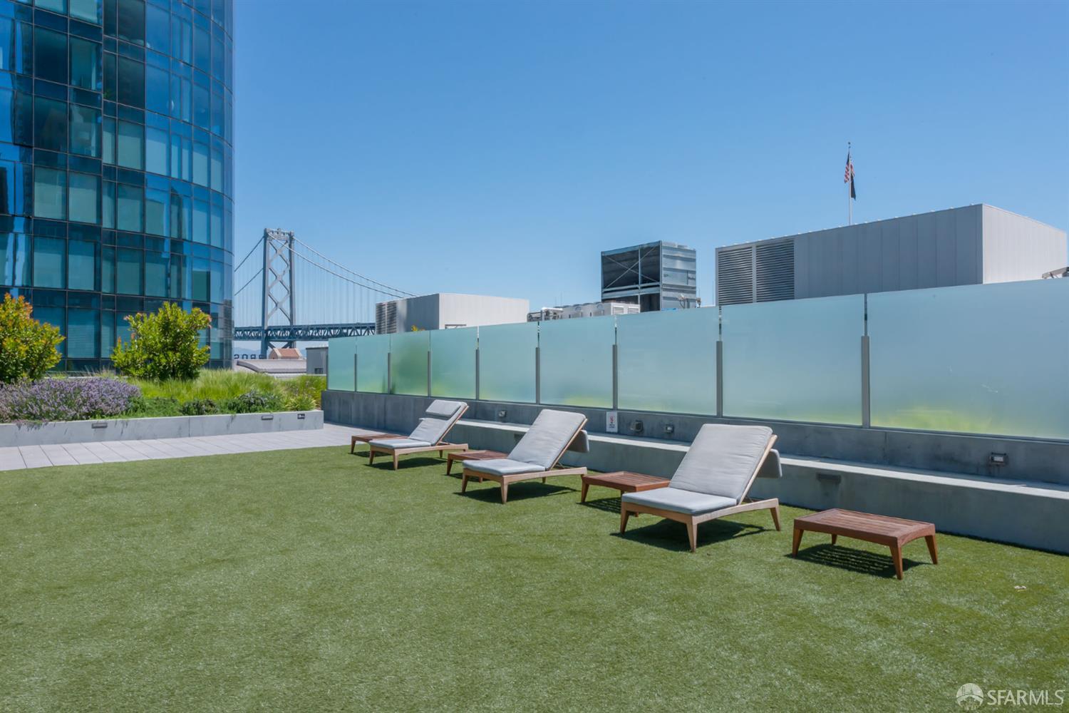 Detail Gallery Image 24 of 41 For 333 Beale St 3c,  San Francisco,  CA 94105 - 1 Beds | 1/1 Baths