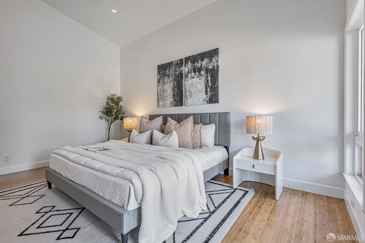 Detail Gallery Image 34 of 64 For 292 Sandpiper Ct, Foster City,  CA 94404 - 3 Beds | 2/1 Baths