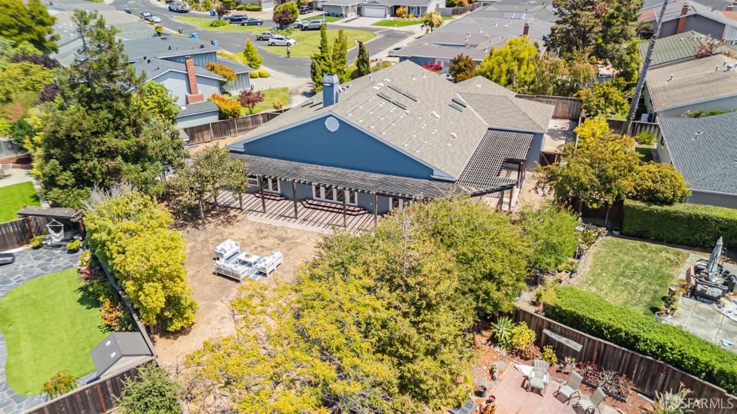 Detail Gallery Image 17 of 64 For 292 Sandpiper Ct, Foster City,  CA 94404 - 3 Beds | 2/1 Baths
