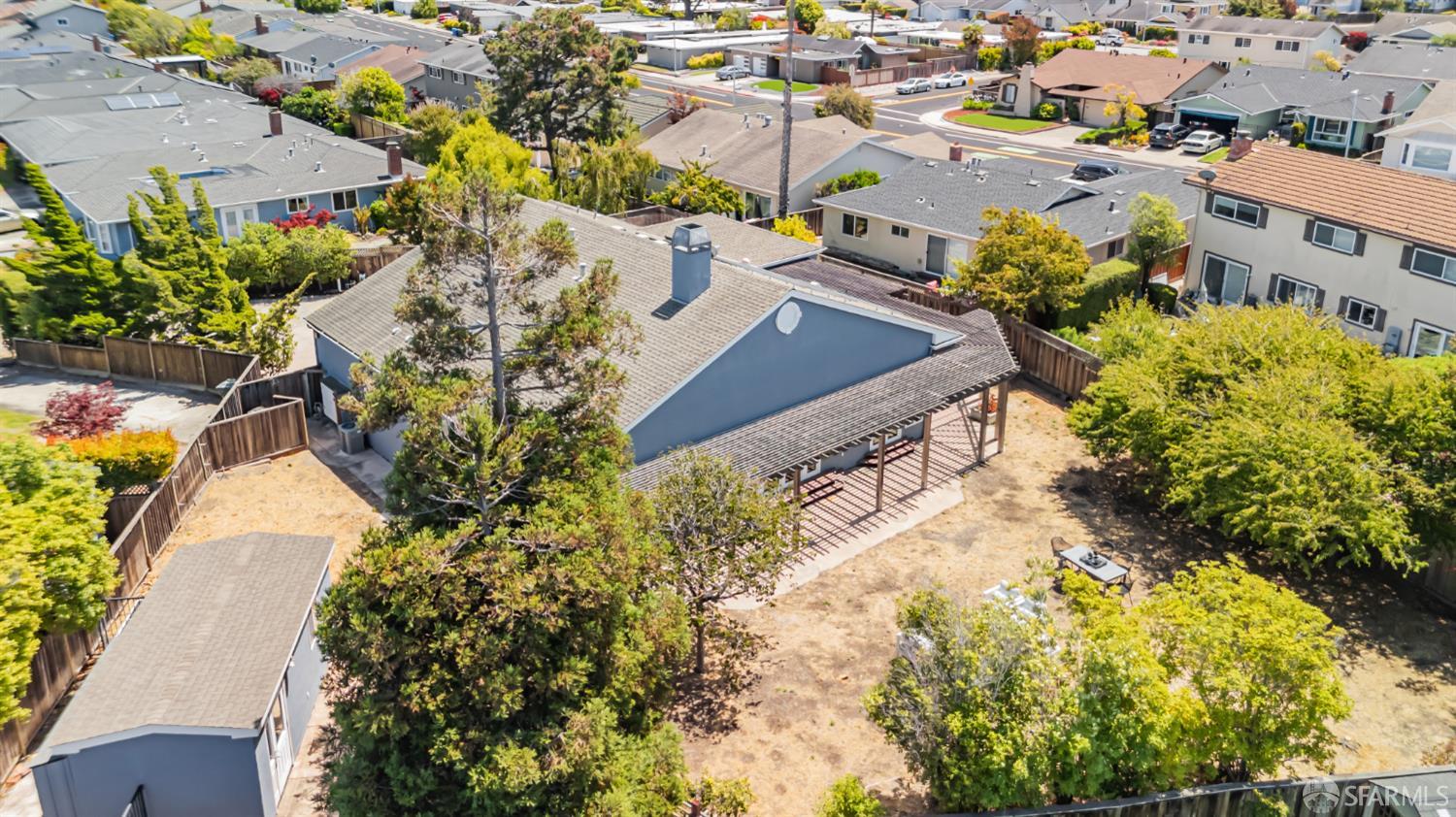 Detail Gallery Image 19 of 64 For 292 Sandpiper Ct, Foster City,  CA 94404 - 3 Beds | 2/1 Baths