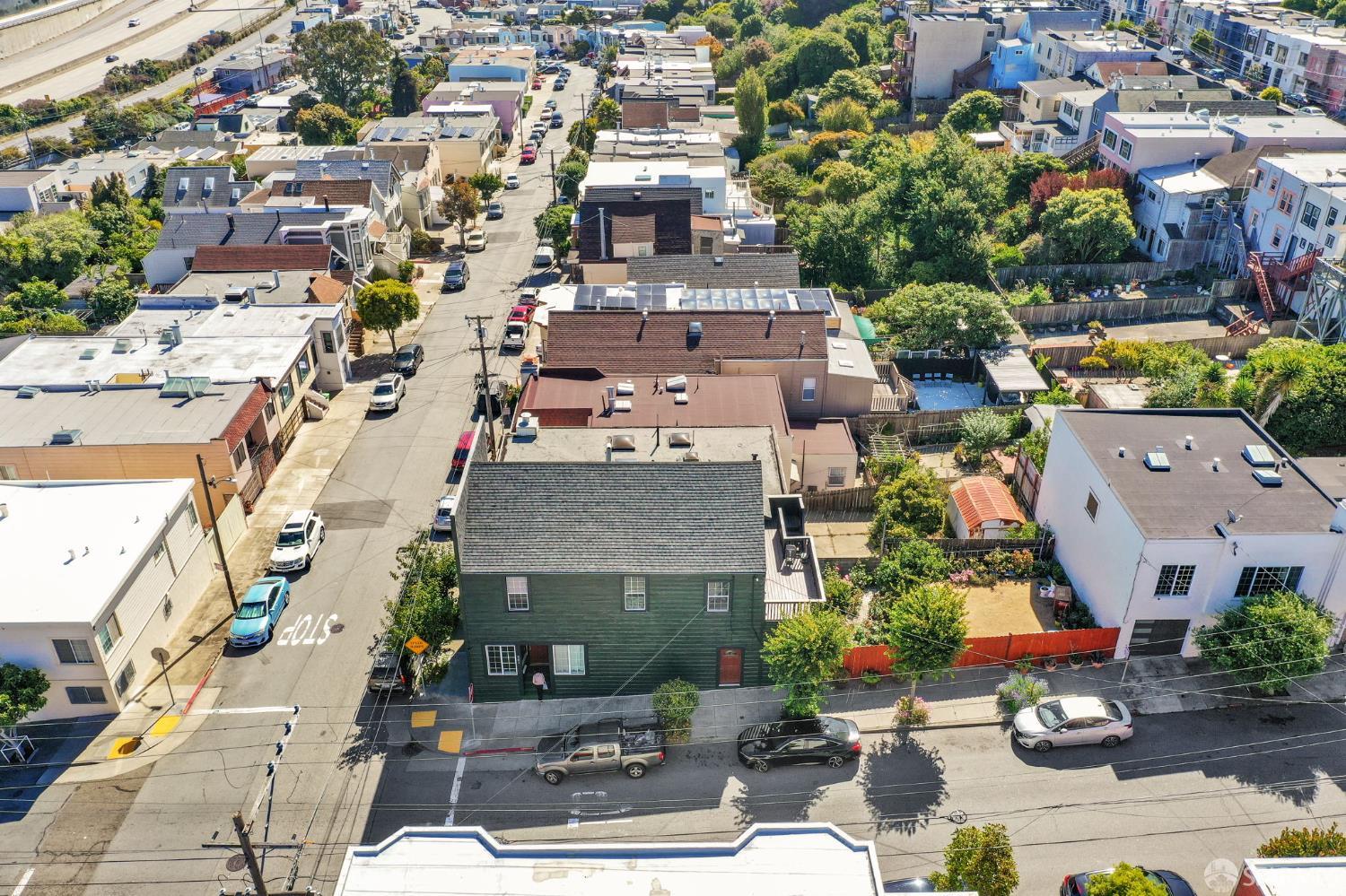 Detail Gallery Image 33 of 44 For 201 Congdon St, San Francisco,  CA 94112 - 5 Beds | 2 Baths