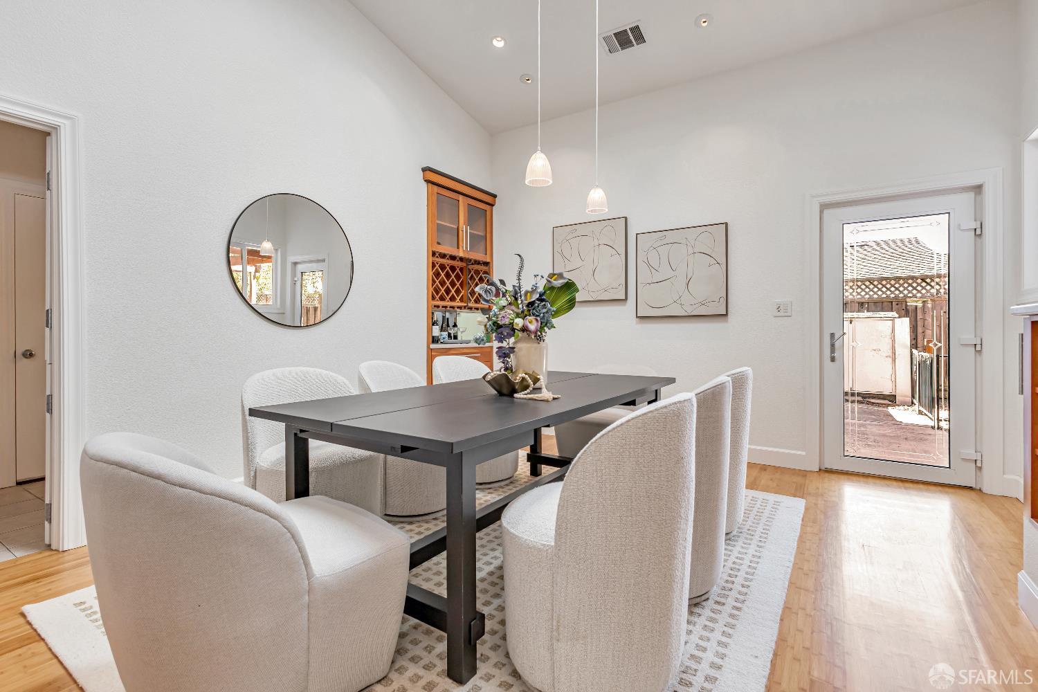 Detail Gallery Image 26 of 64 For 292 Sandpiper Ct, Foster City,  CA 94404 - 3 Beds | 2/1 Baths