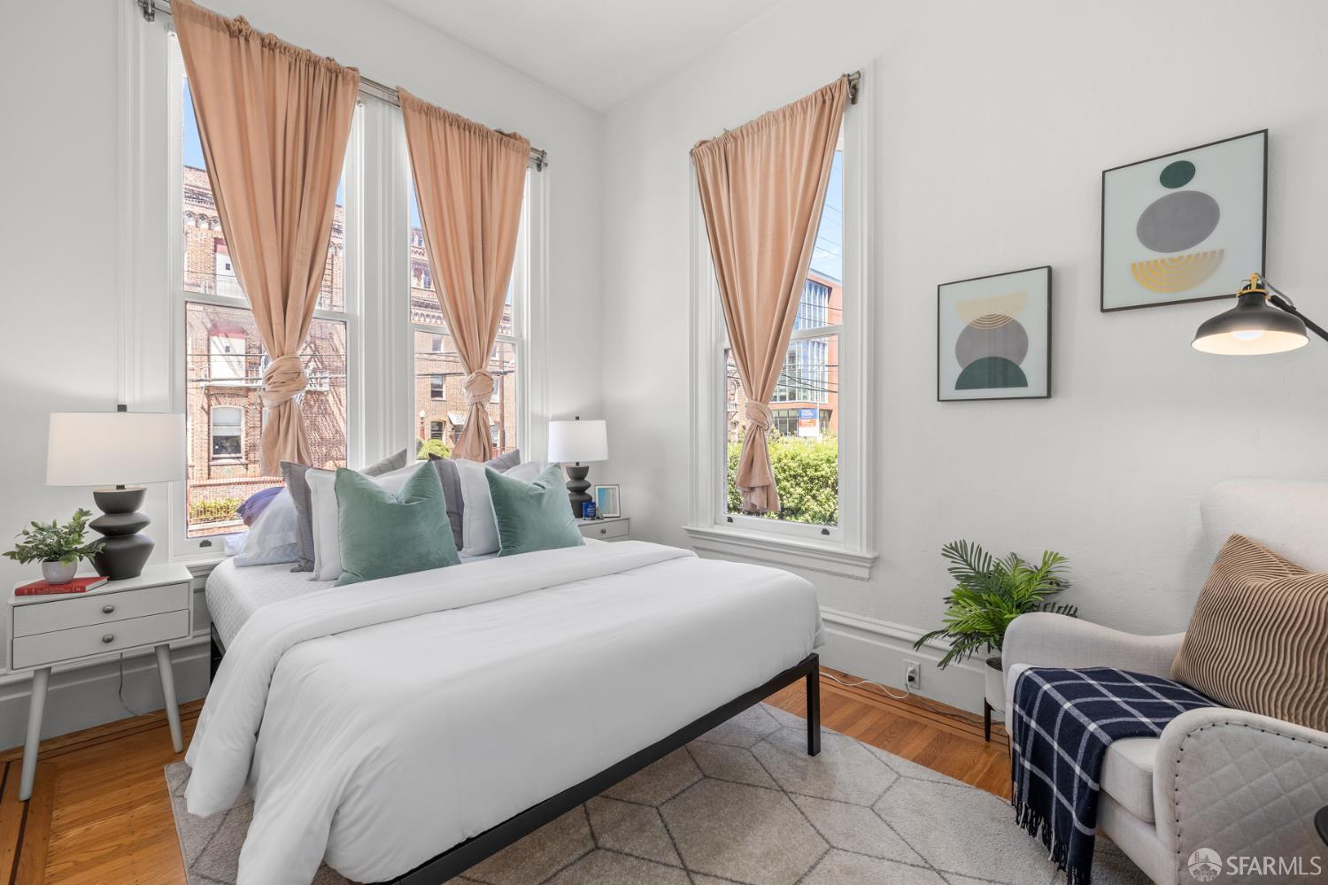 Detail Gallery Image 7 of 15 For 2603 23rd St, San Francisco,  CA 94110 - 3 Beds | 1 Baths
