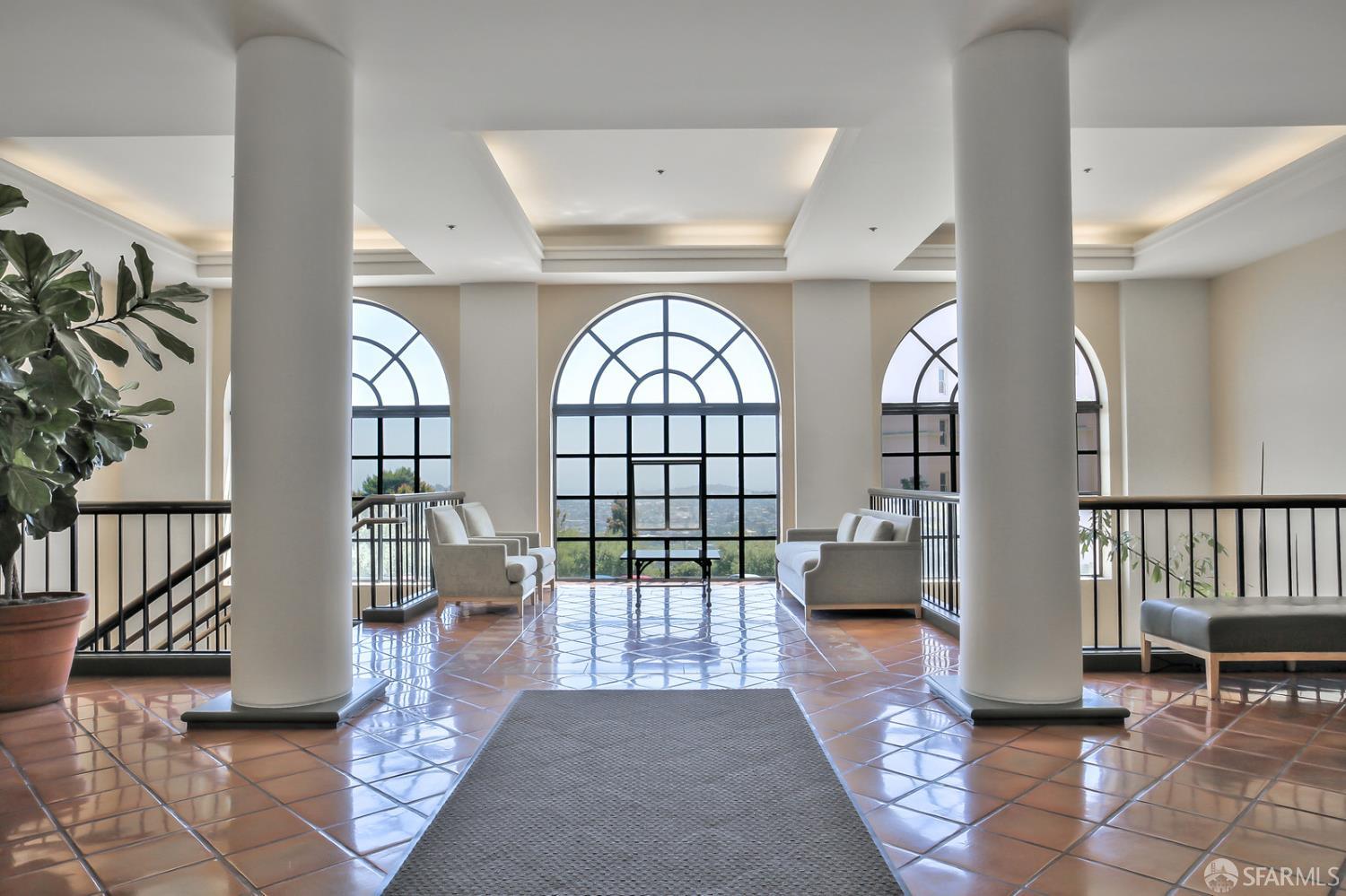 Detail Gallery Image 1 of 16 For 355 Buena Vista Ave 505w,  San Francisco,  CA 94117 - 1 Beds | 1 Baths