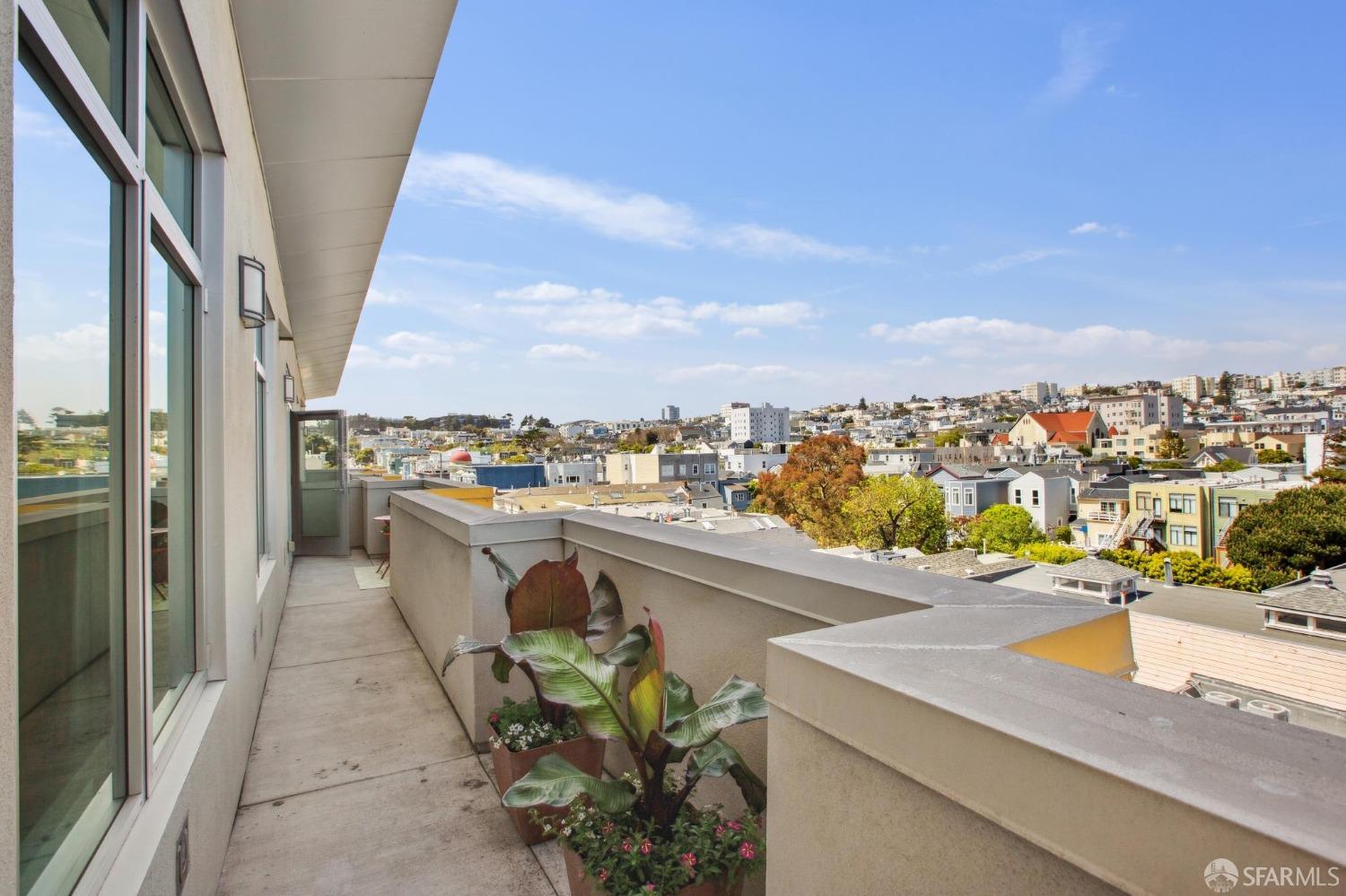 Photo #6: 425064355 Listing 