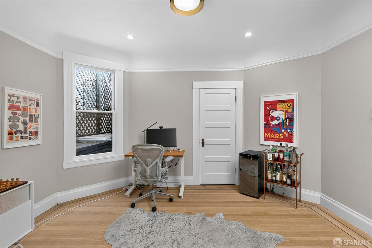 Detail Gallery Image 7 of 28 For 49 Theresa St, San Francisco,  CA 94112 - 5 Beds | 2 Baths