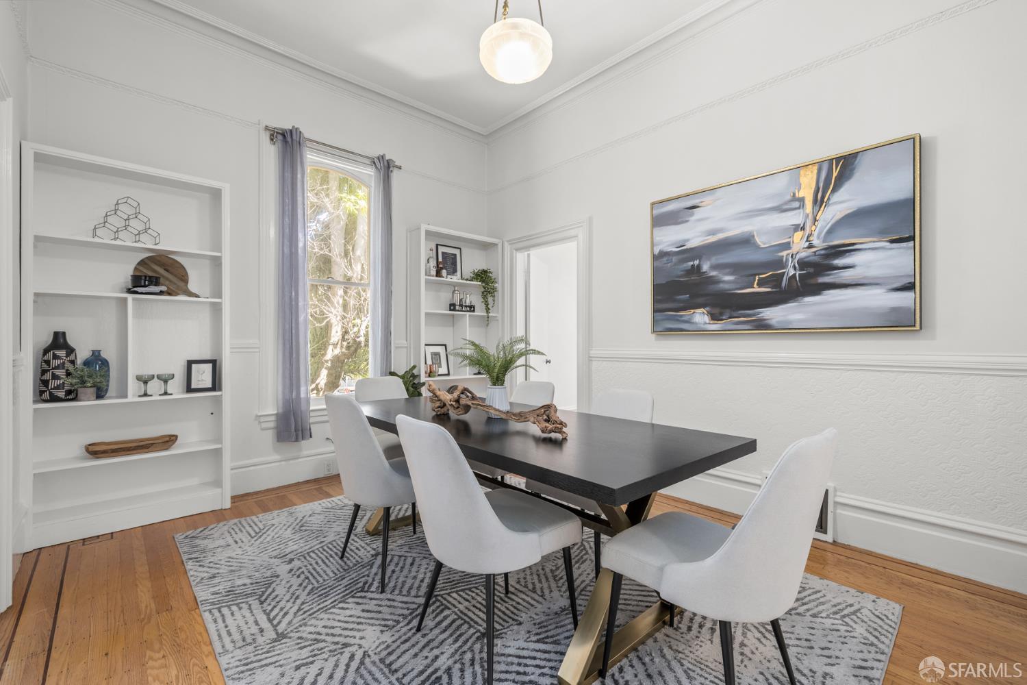 Detail Gallery Image 3 of 15 For 2603 23rd St, San Francisco,  CA 94110 - 3 Beds | 1 Baths