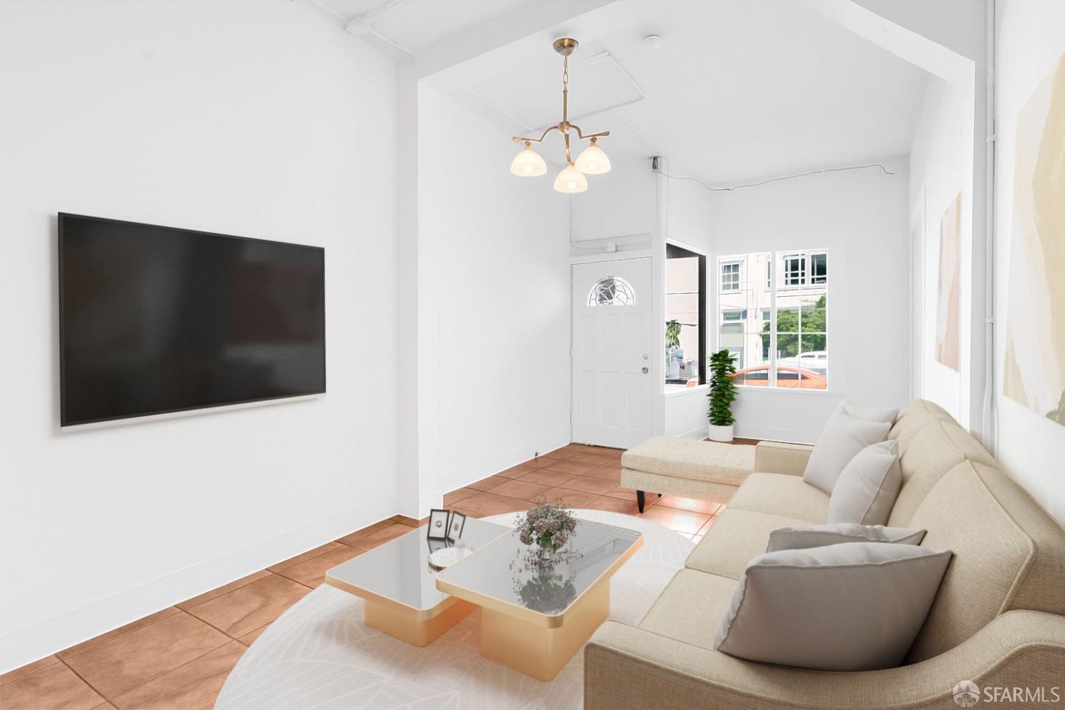 Detail Gallery Image 4 of 44 For 201 Congdon St, San Francisco,  CA 94112 - 5 Beds | 2 Baths