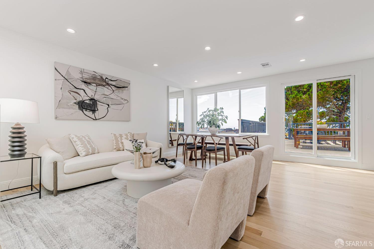 Detail Gallery Image 9 of 69 For 2263 42nd Ave, San Francisco,  CA 94116 - 4 Beds | 4 Baths