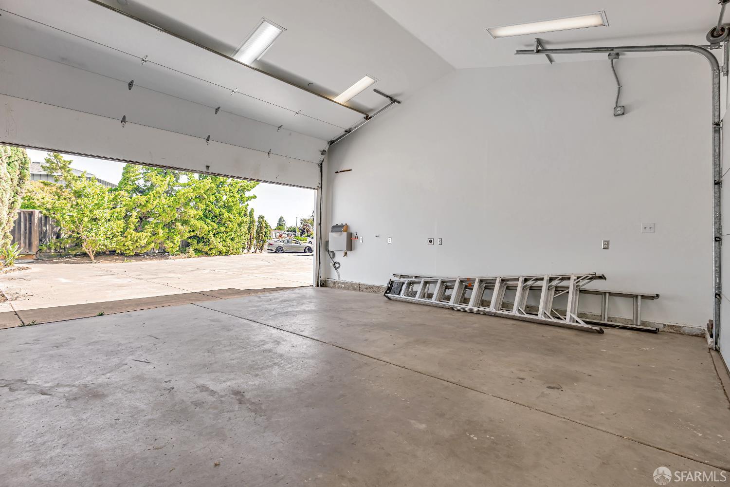 Detail Gallery Image 53 of 64 For 292 Sandpiper Ct, Foster City,  CA 94404 - 3 Beds | 2/1 Baths