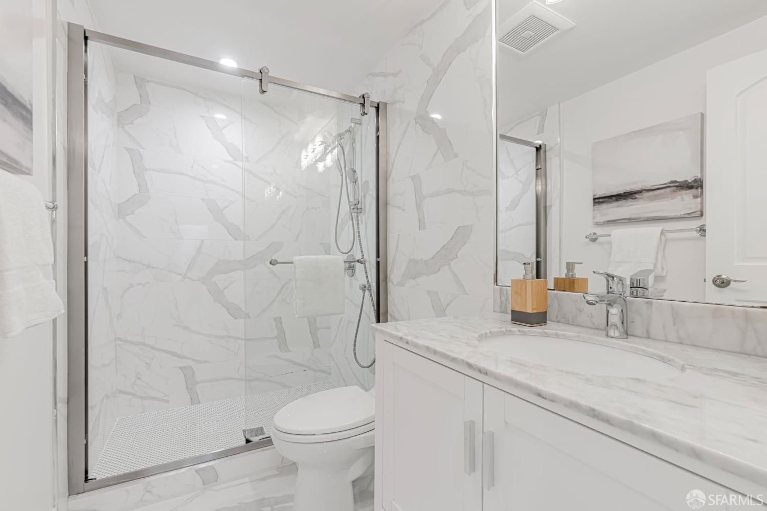 Detail Gallery Image 35 of 69 For 2263 42nd Ave, San Francisco,  CA 94116 - 4 Beds | 4 Baths