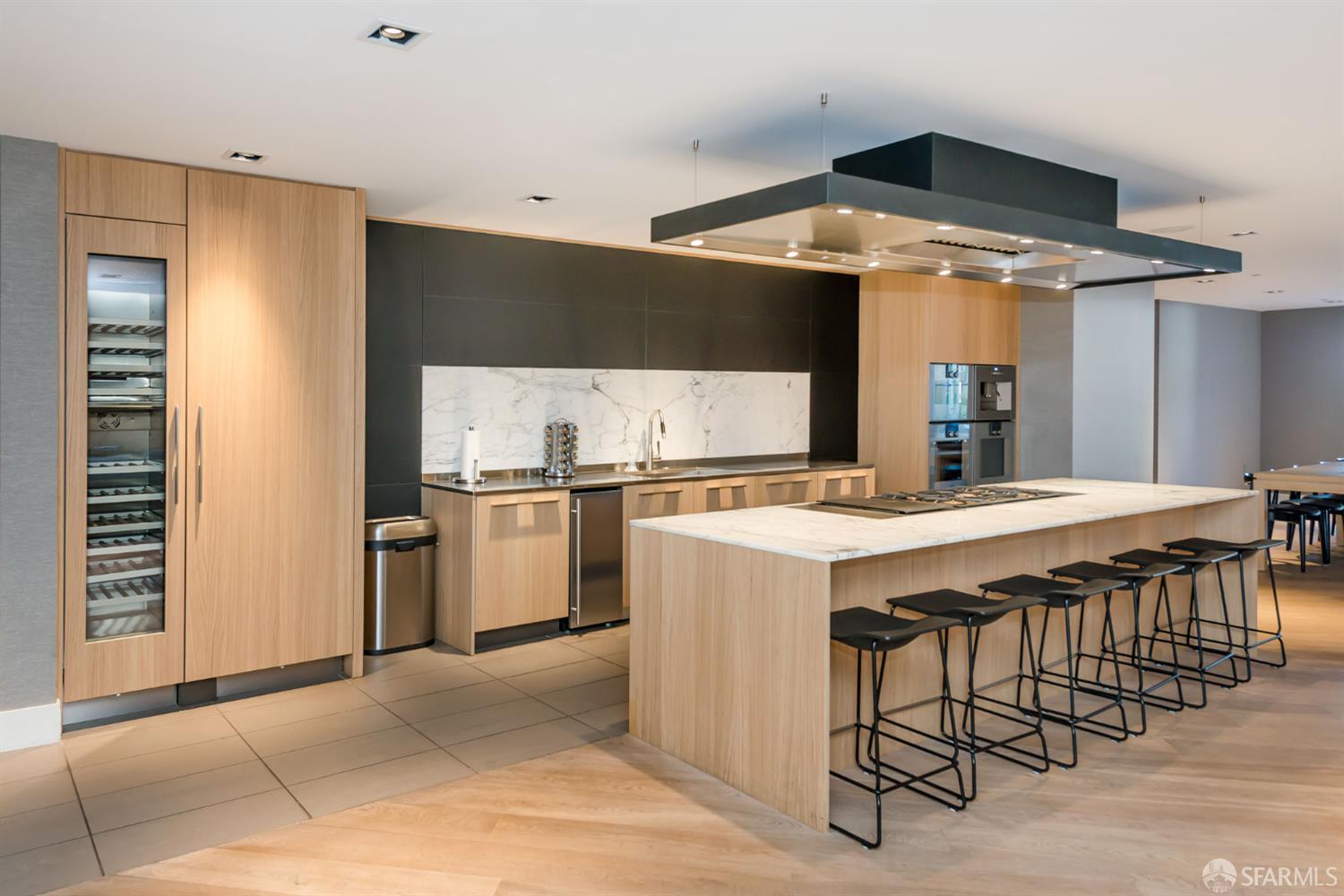 Detail Gallery Image 37 of 41 For 333 Beale St 3c,  San Francisco,  CA 94105 - 1 Beds | 1/1 Baths