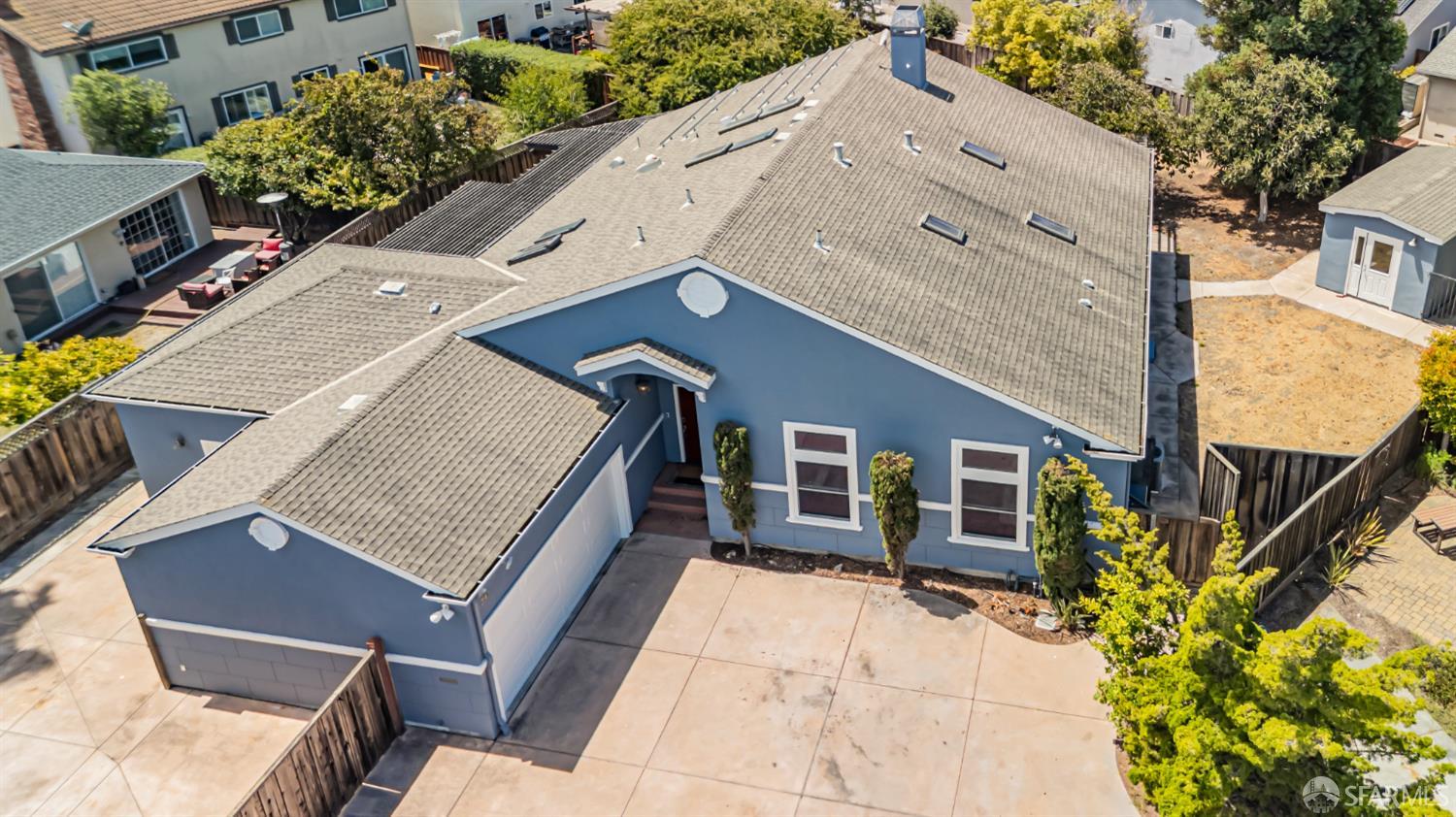 Detail Gallery Image 35 of 64 For 292 Sandpiper Ct, Foster City,  CA 94404 - 3 Beds | 2/1 Baths