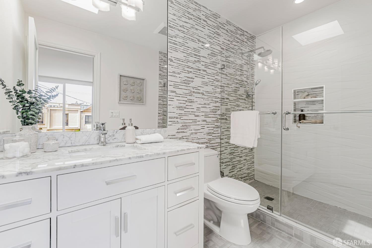 Detail Gallery Image 28 of 69 For 2263 42nd Ave, San Francisco,  CA 94116 - 4 Beds | 4 Baths
