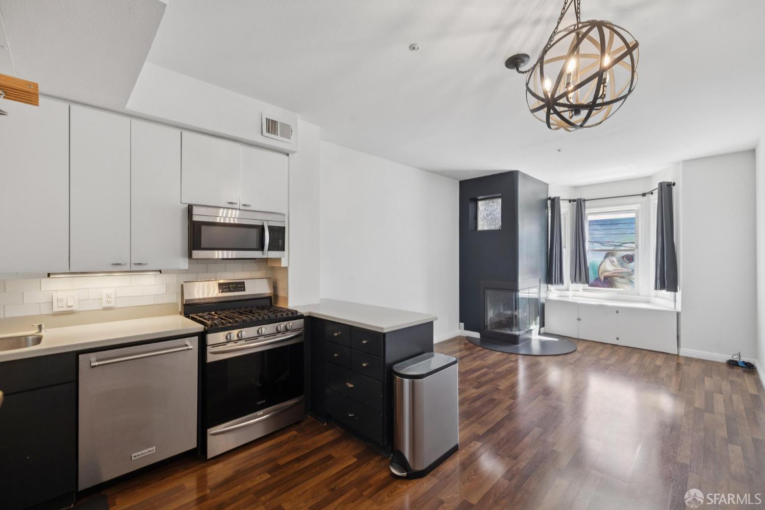 Detail Gallery Image 1 of 38 For 144 Langton St, San Francisco,  CA 94103 - 2 Beds | 1/1 Baths