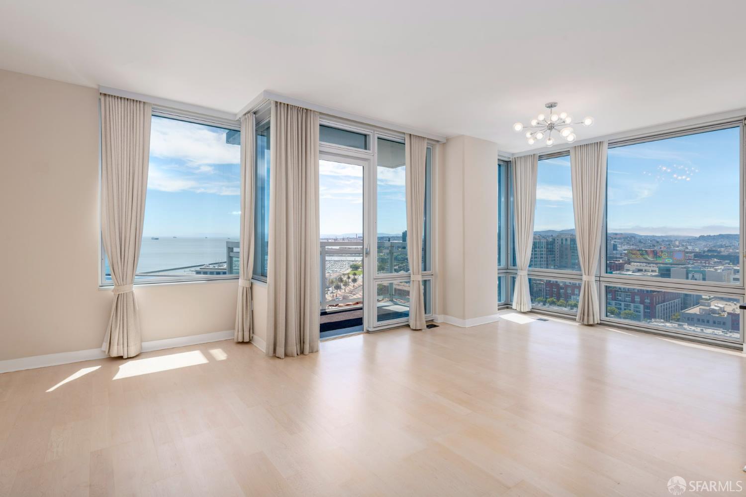 Detail Gallery Image 9 of 34 For 501 Beale St 20g,  San Francisco,  CA 94105 - 3 Beds | 2 Baths