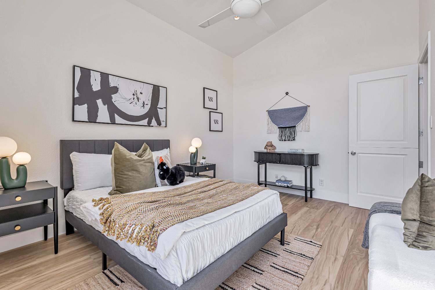 Detail Gallery Image 41 of 64 For 292 Sandpiper Ct, Foster City,  CA 94404 - 3 Beds | 2/1 Baths