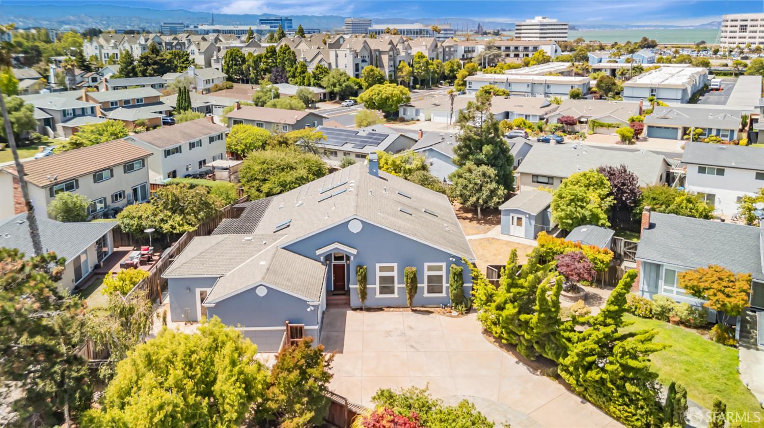 Detail Gallery Image 11 of 64 For 292 Sandpiper Ct, Foster City,  CA 94404 - 3 Beds | 2/1 Baths
