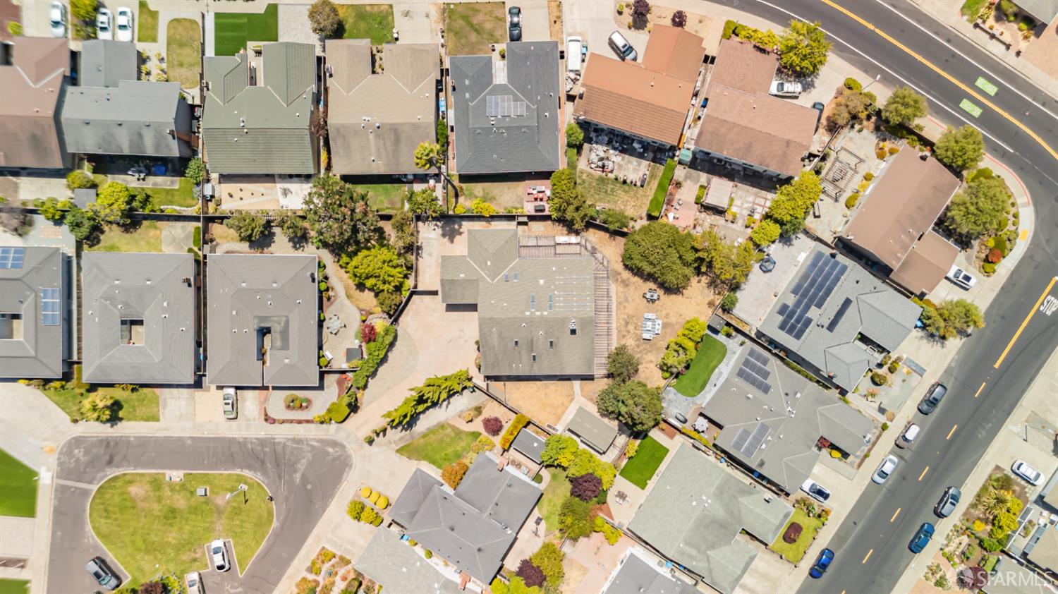 Detail Gallery Image 13 of 64 For 292 Sandpiper Ct, Foster City,  CA 94404 - 3 Beds | 2/1 Baths