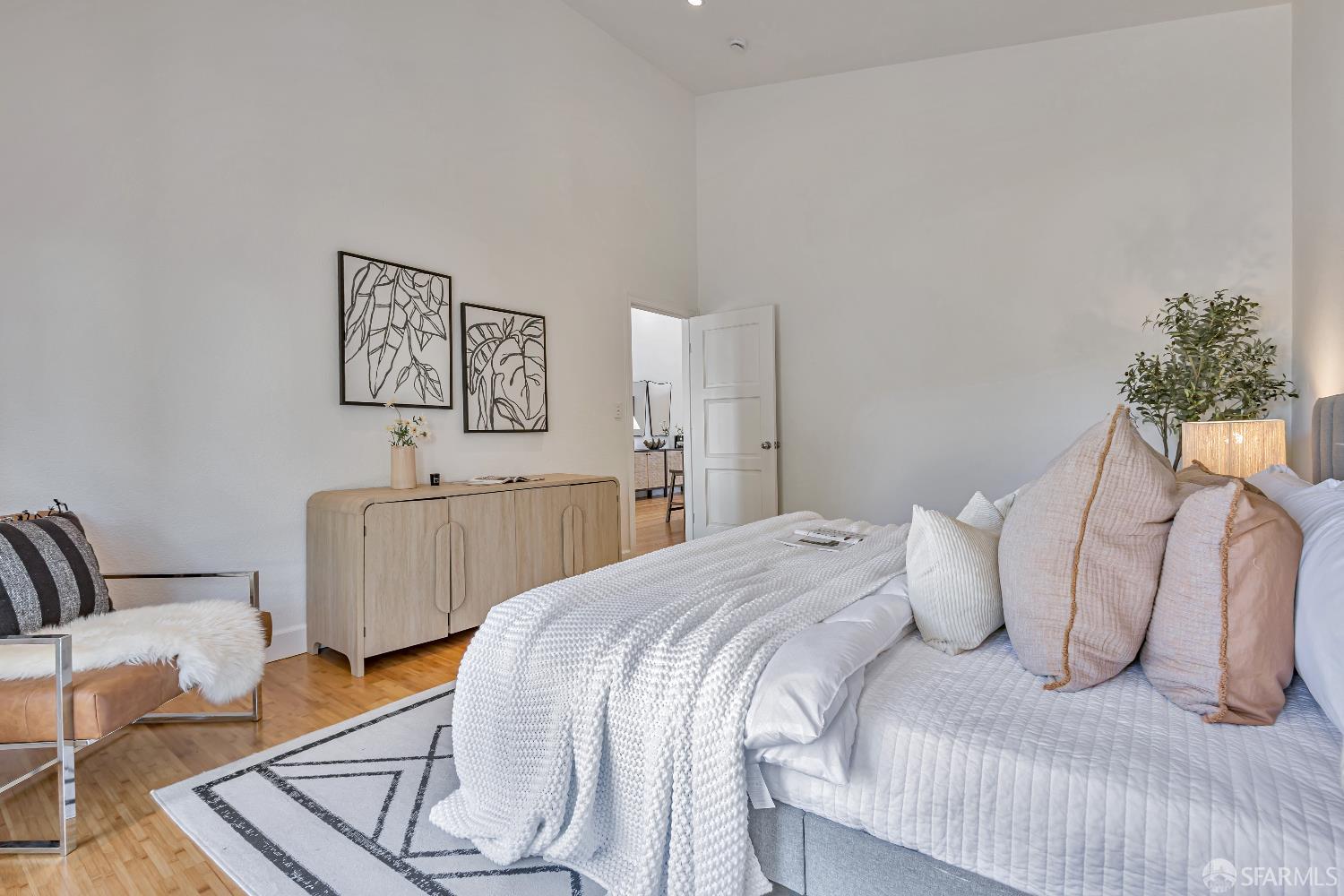 Detail Gallery Image 36 of 64 For 292 Sandpiper Ct, Foster City,  CA 94404 - 3 Beds | 2/1 Baths