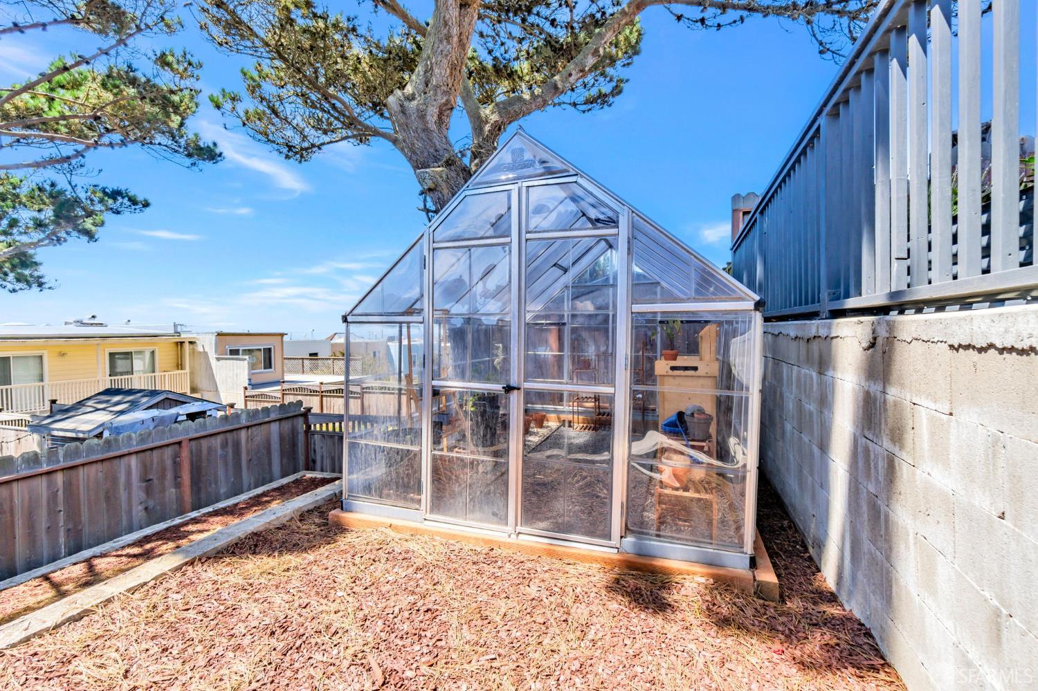 Detail Gallery Image 53 of 69 For 2263 42nd Ave, San Francisco,  CA 94116 - 4 Beds | 4 Baths
