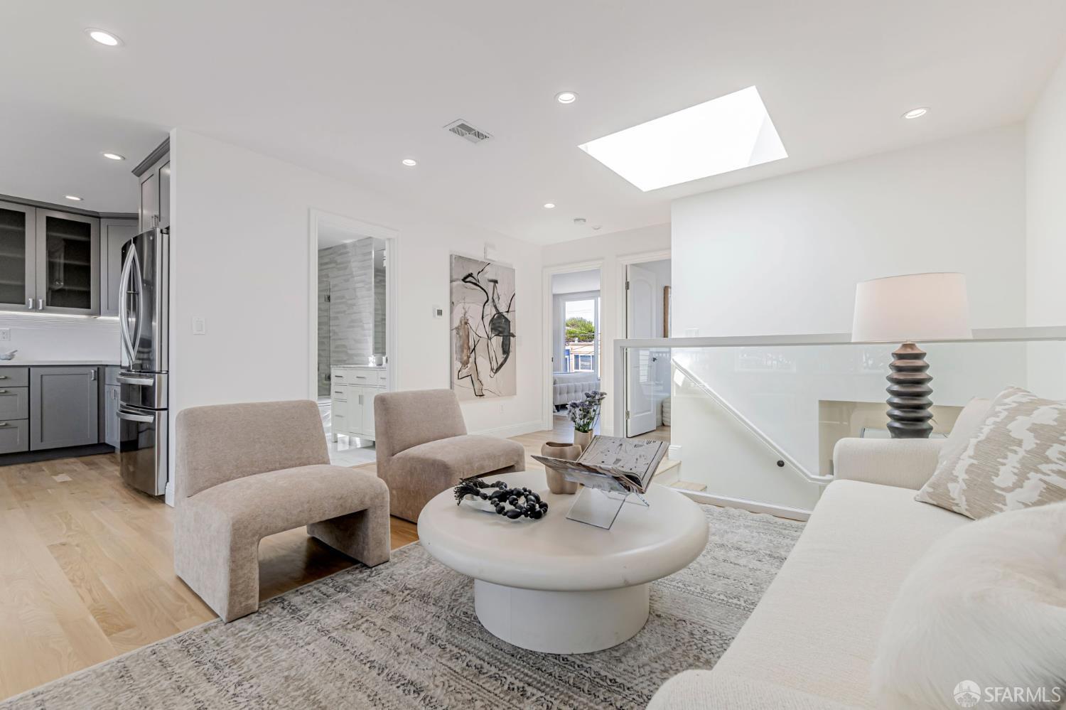 Detail Gallery Image 11 of 69 For 2263 42nd Ave, San Francisco,  CA 94116 - 4 Beds | 4 Baths
