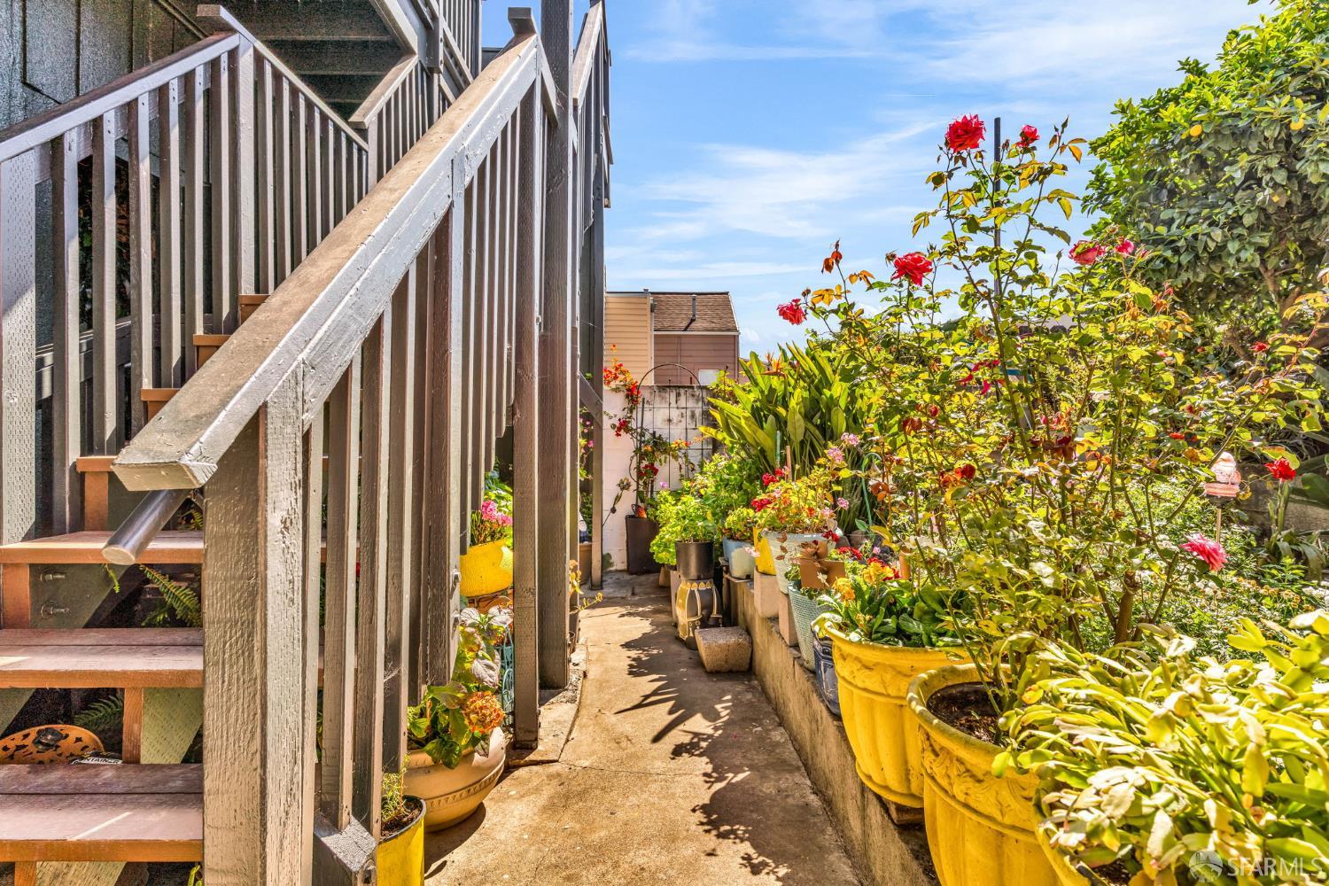 Detail Gallery Image 21 of 44 For 201 Congdon St, San Francisco,  CA 94112 - 5 Beds | 2 Baths