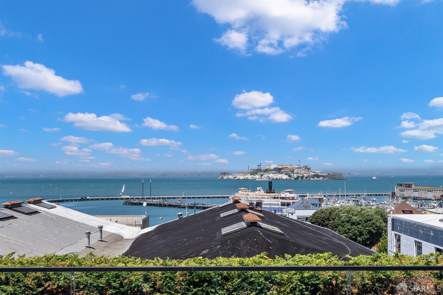 Detail Gallery Image 18 of 82 For 844 North Point St, San Francisco,  CA 94109 - 2 Beds | 2 Baths