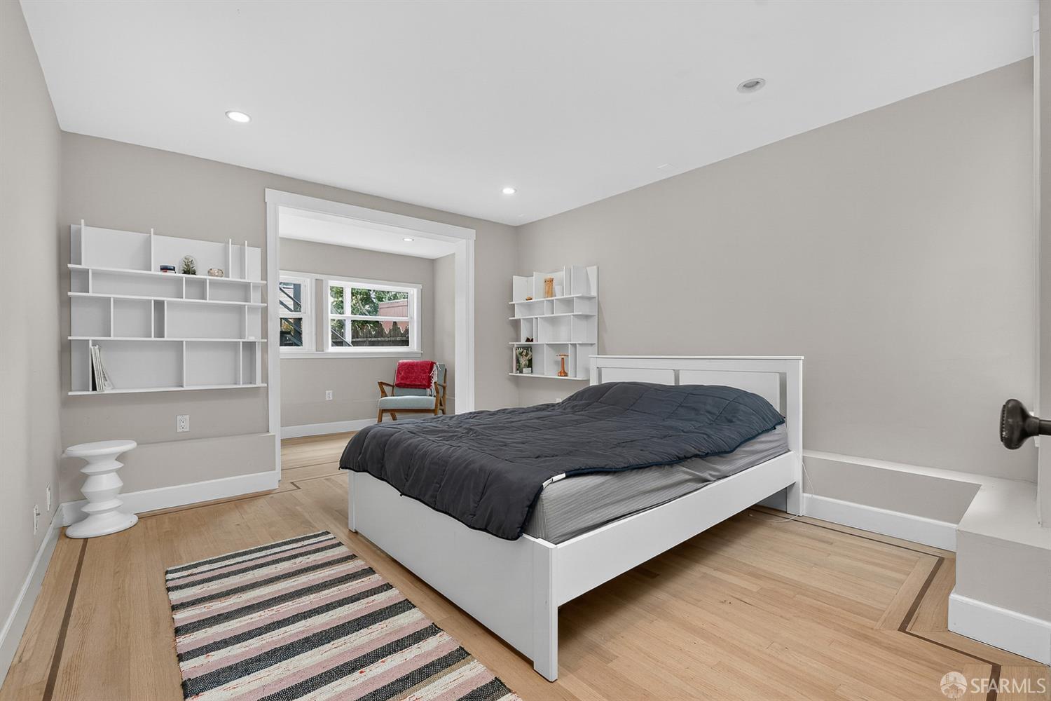 Detail Gallery Image 20 of 28 For 49 Theresa St, San Francisco,  CA 94112 - 5 Beds | 2 Baths