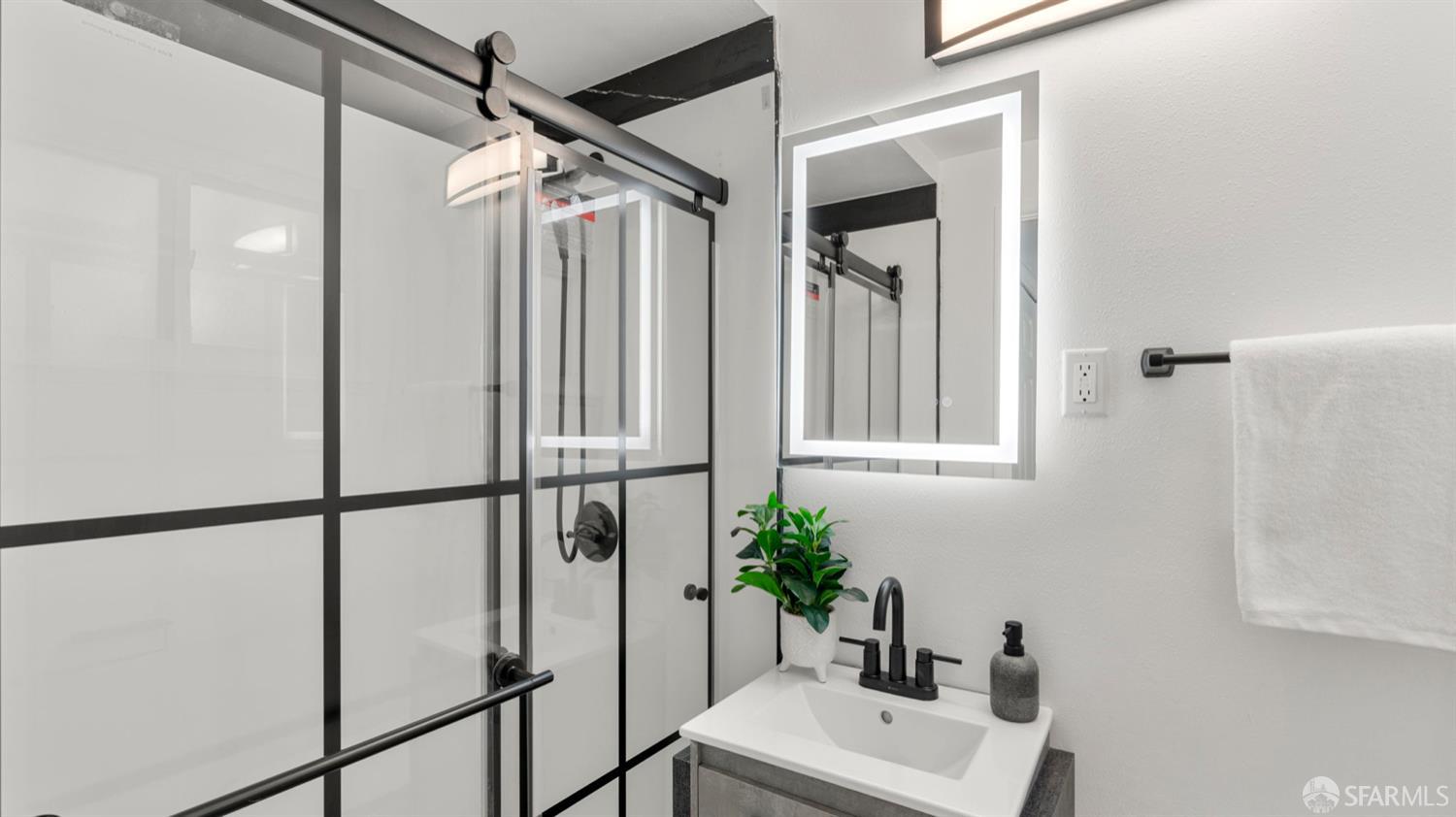 Detail Gallery Image 30 of 36 For 1324 Lodi Ave, San Mateo,  CA 94401 - 3 Beds | 2 Baths