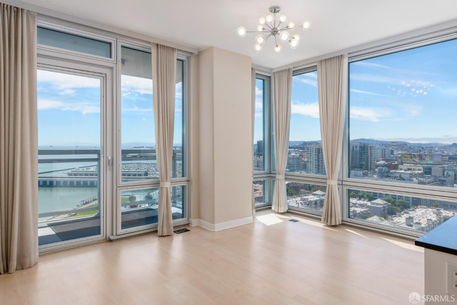 Detail Gallery Image 8 of 34 For 501 Beale St 20g,  San Francisco,  CA 94105 - 3 Beds | 2 Baths