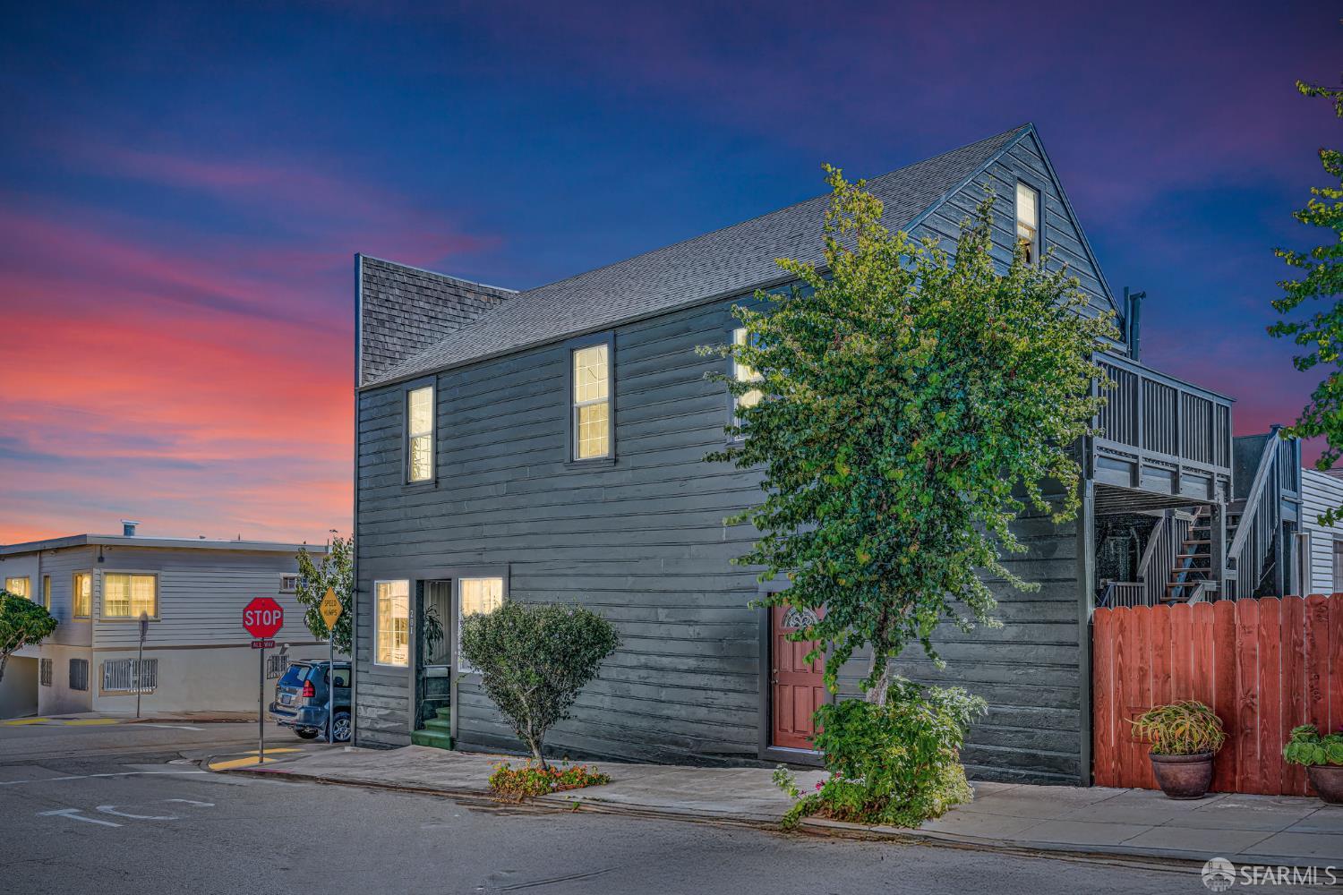 Detail Gallery Image 40 of 44 For 201 Congdon St, San Francisco,  CA 94112 - 5 Beds | 2 Baths