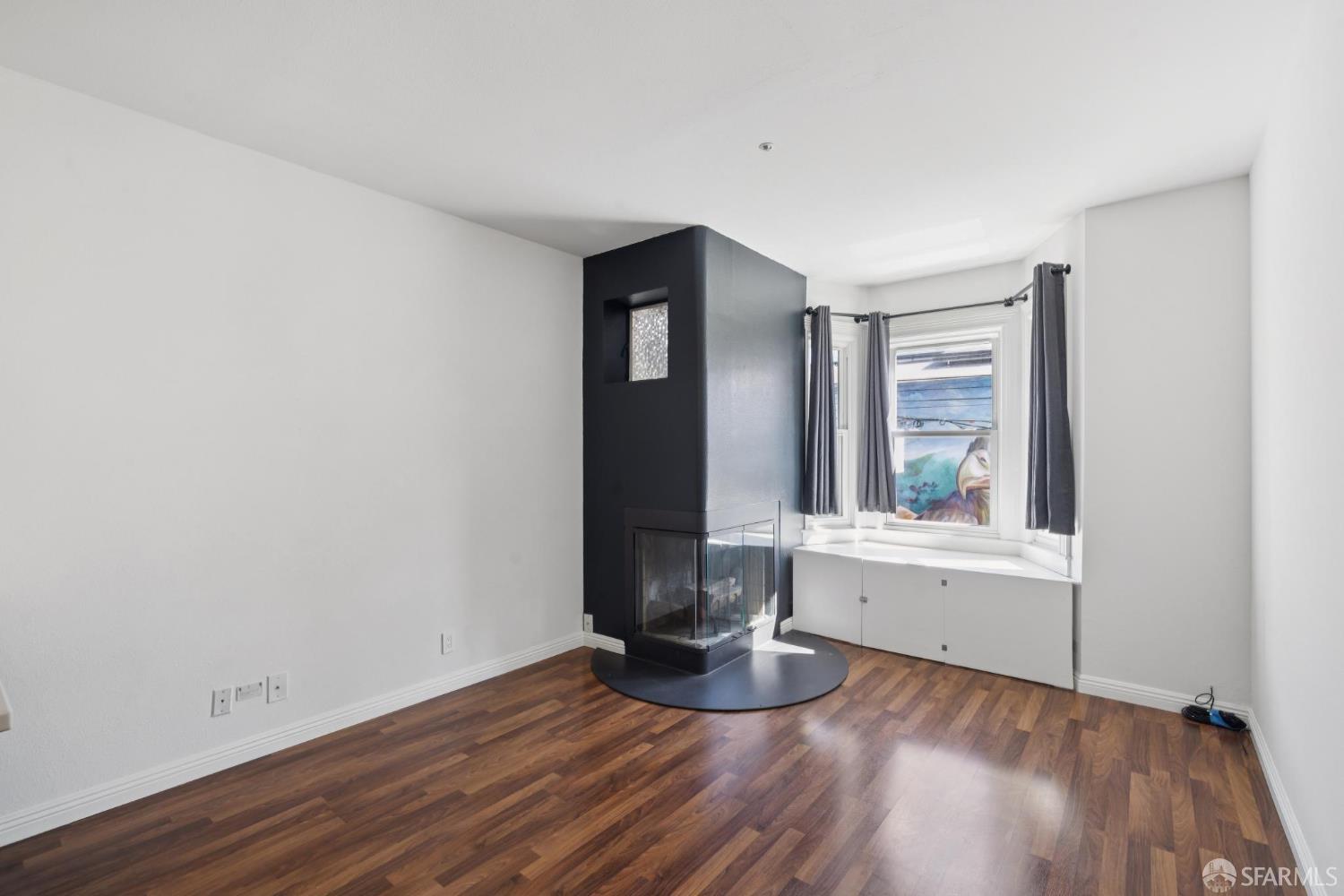 Detail Gallery Image 2 of 38 For 144 Langton St, San Francisco,  CA 94103 - 2 Beds | 1/1 Baths