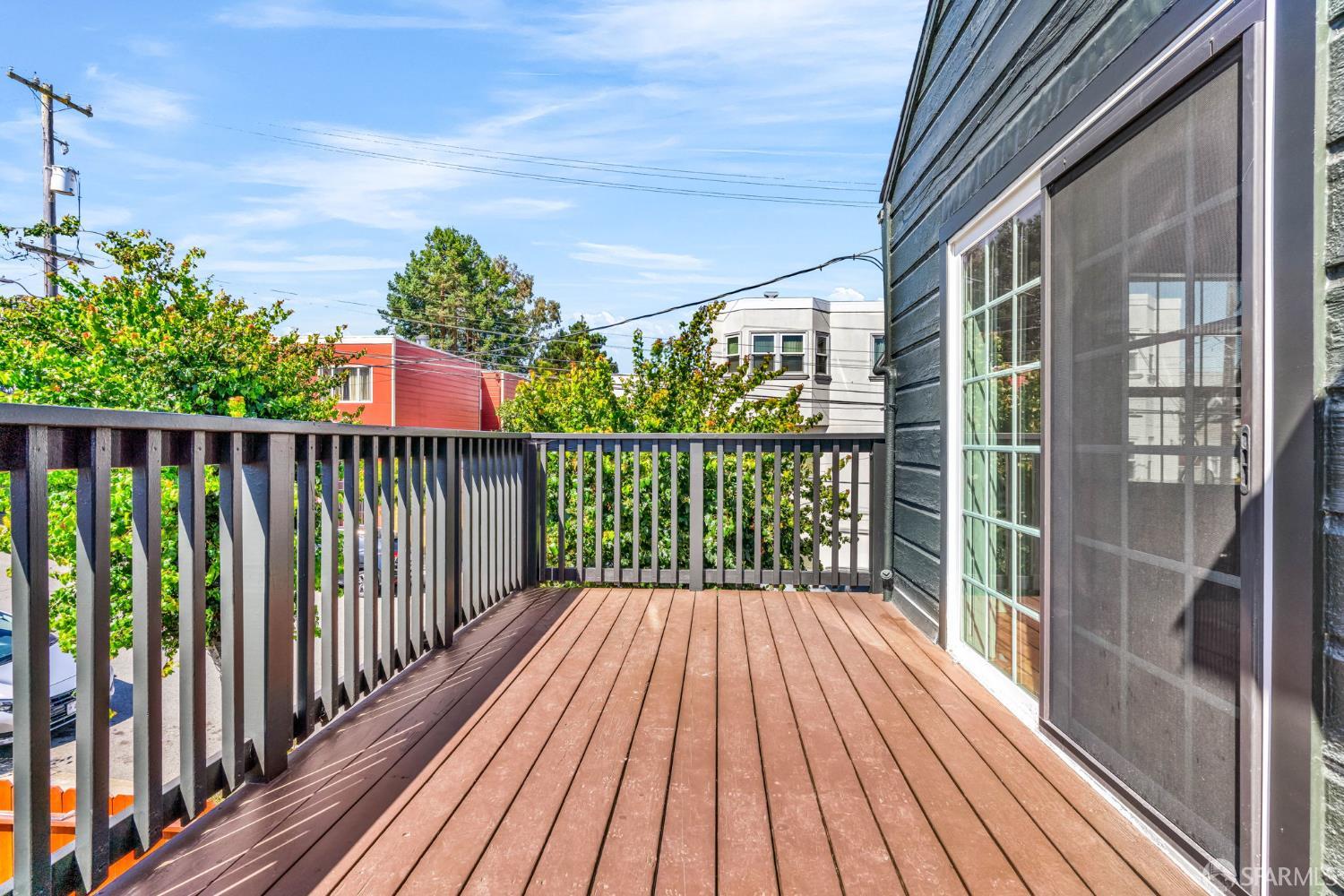 Detail Gallery Image 18 of 44 For 201 Congdon St, San Francisco,  CA 94112 - 5 Beds | 2 Baths